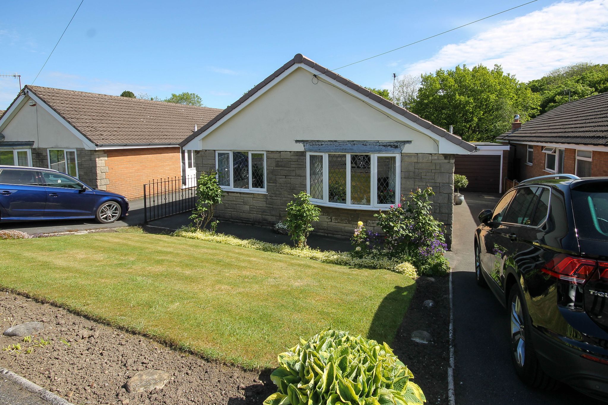 3 bedroom detached bungalow SSTC in Darwen - Photograph 1