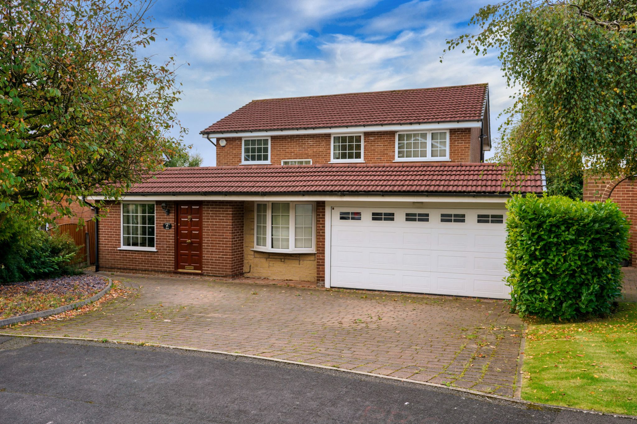 4 bedroom detached house For Sale in Bolton - Photograph 3