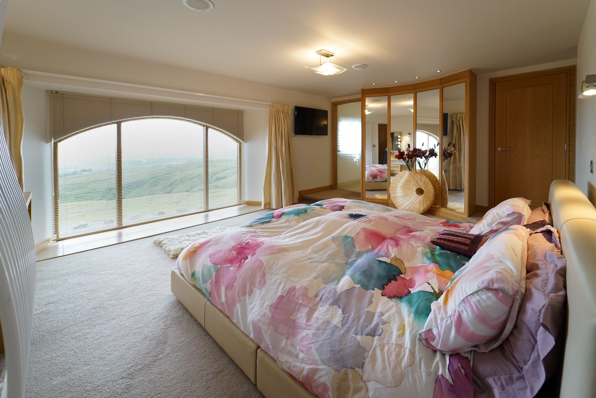 5 bedroom barn conversion house SSTC in Bolton - Photograph 43