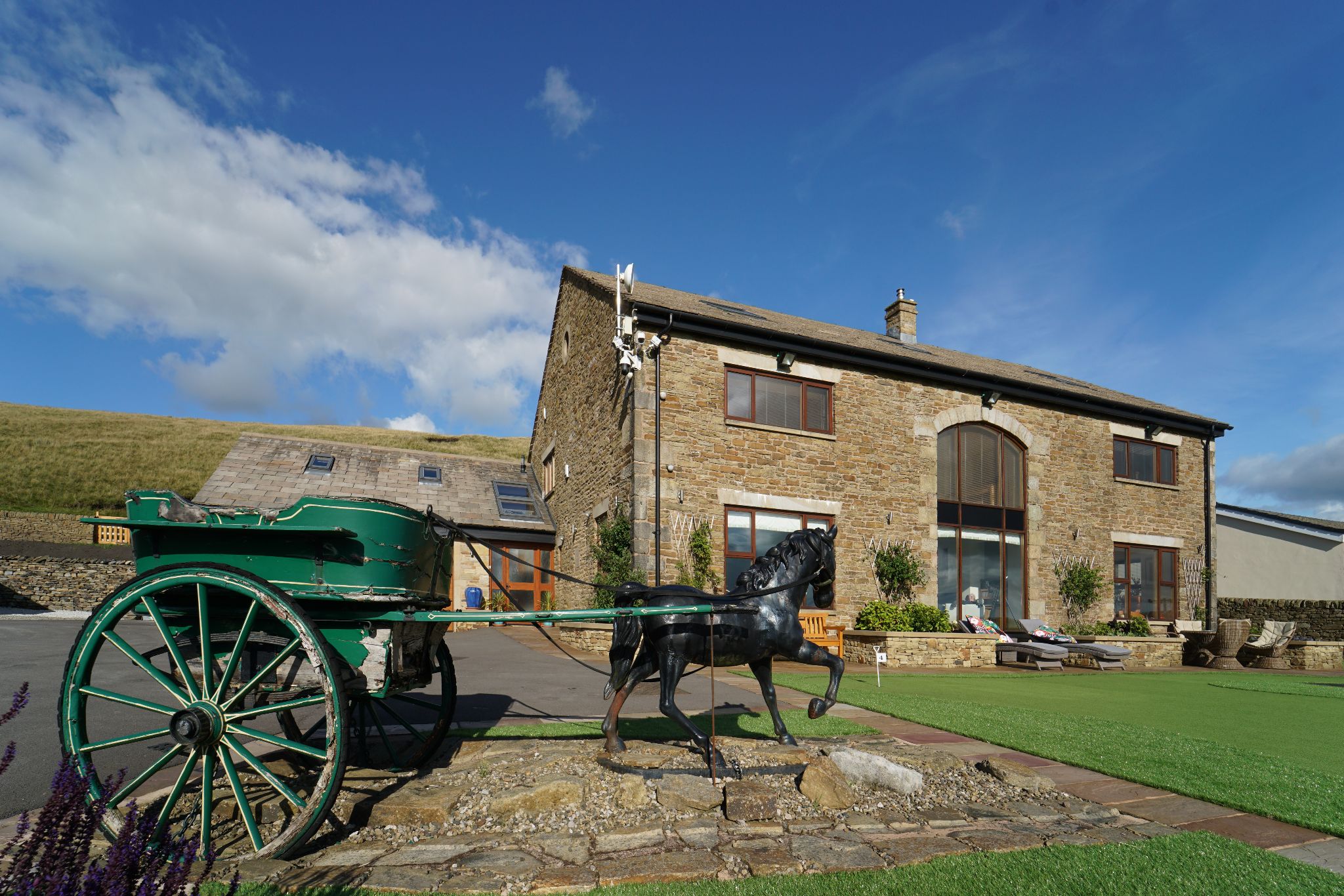 5 bedroom barn conversion house SSTC in Bolton - Photograph 92