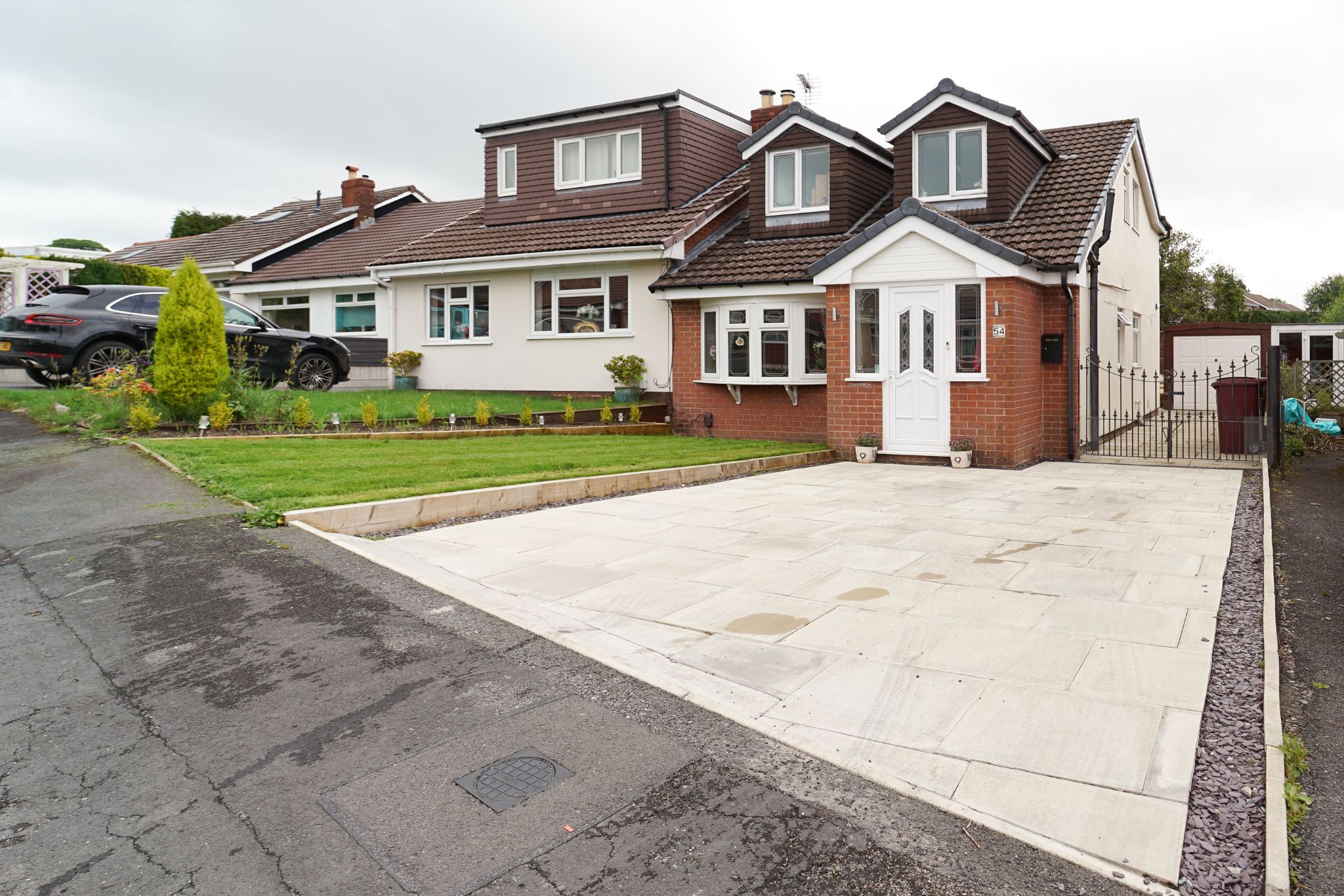 3 bedroom semi-detached house Sale Agreed in Bolton - Photograph 1