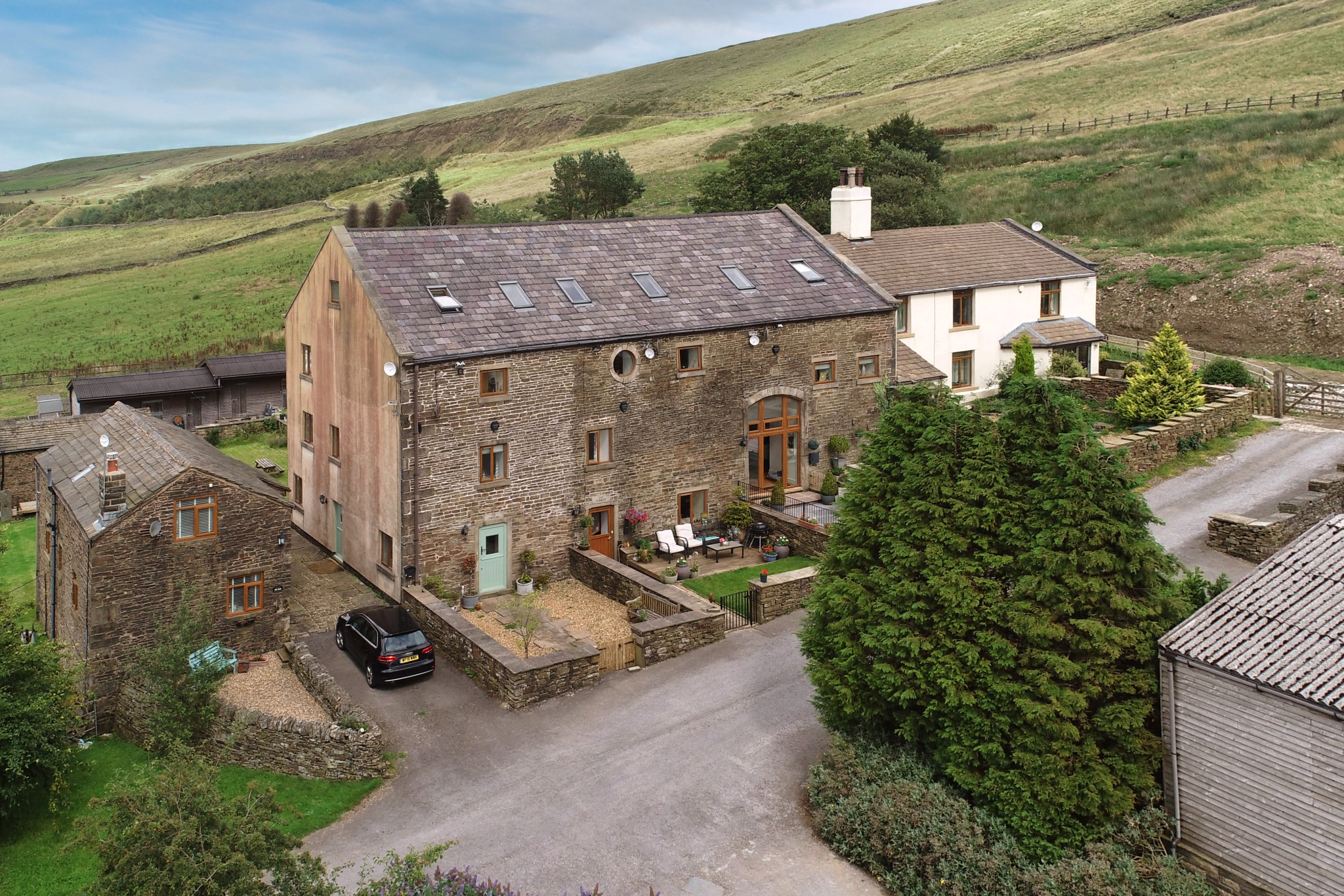 4 bedroom barn conversion house For Sale in Bolton - Photograph 68