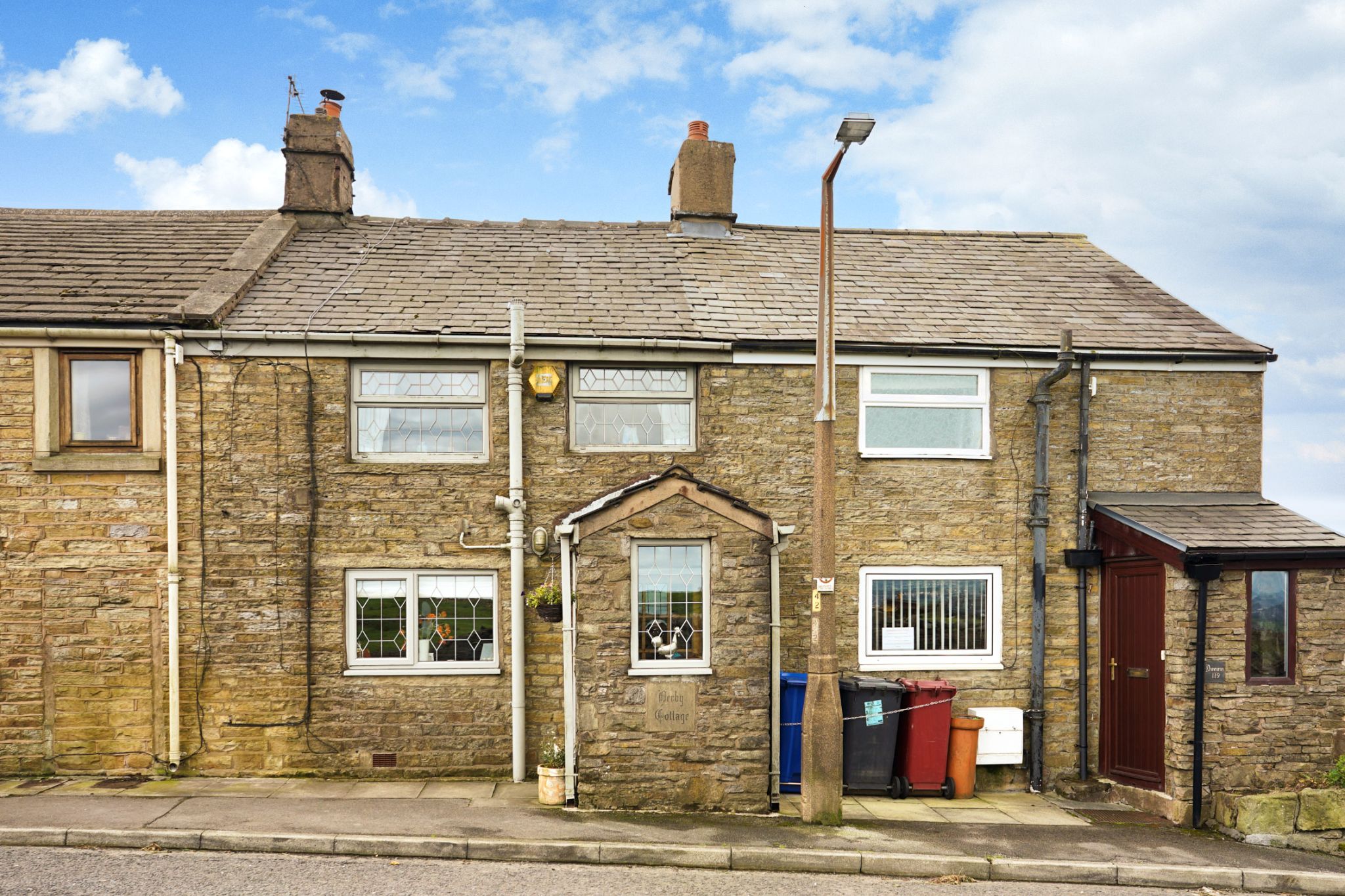 2 bedroom cottage house Sale Agreed in Blackburn - Photograph 1