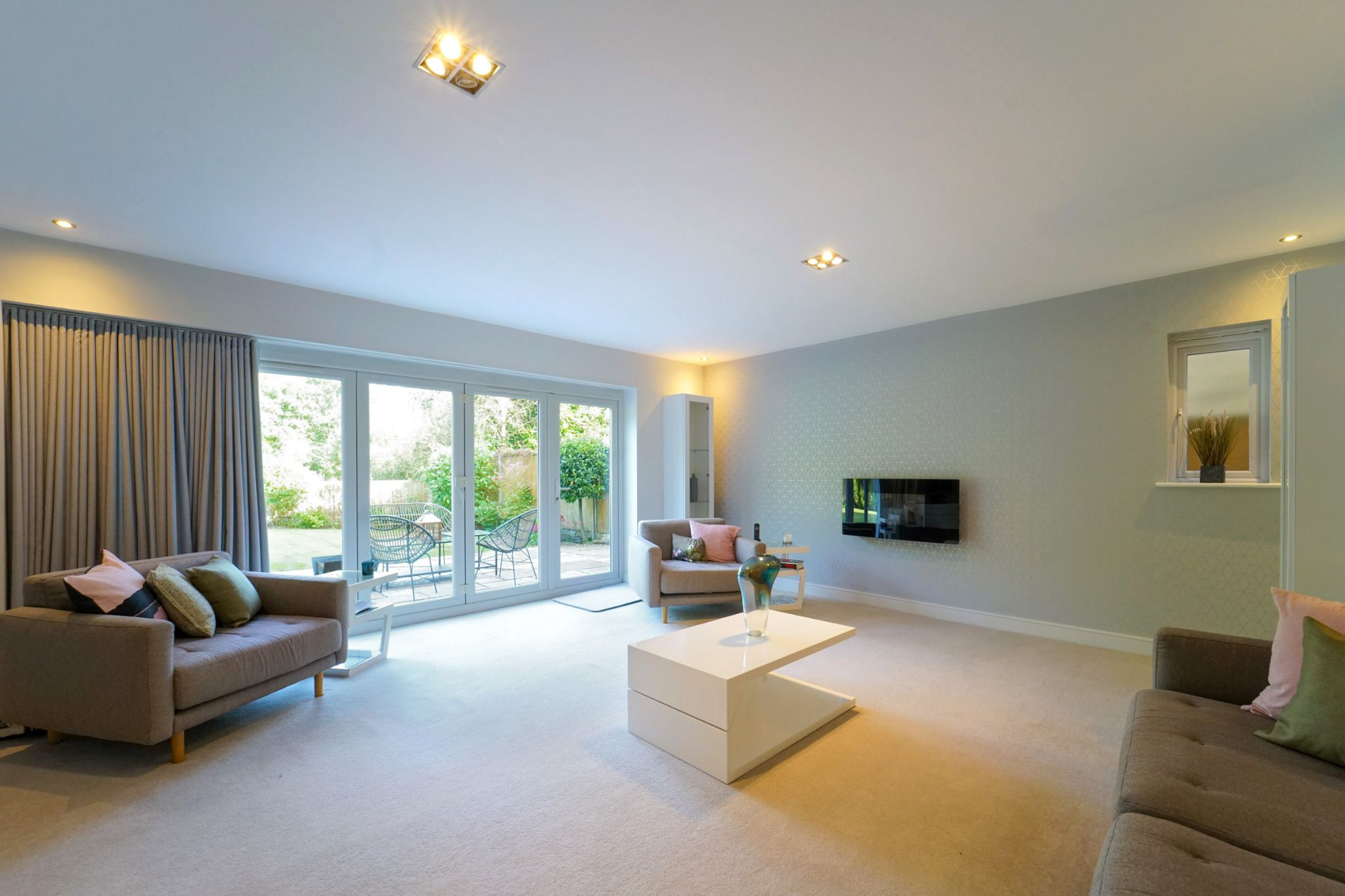 4 bedroom detached house SSTC in Bolton - Photograph 53