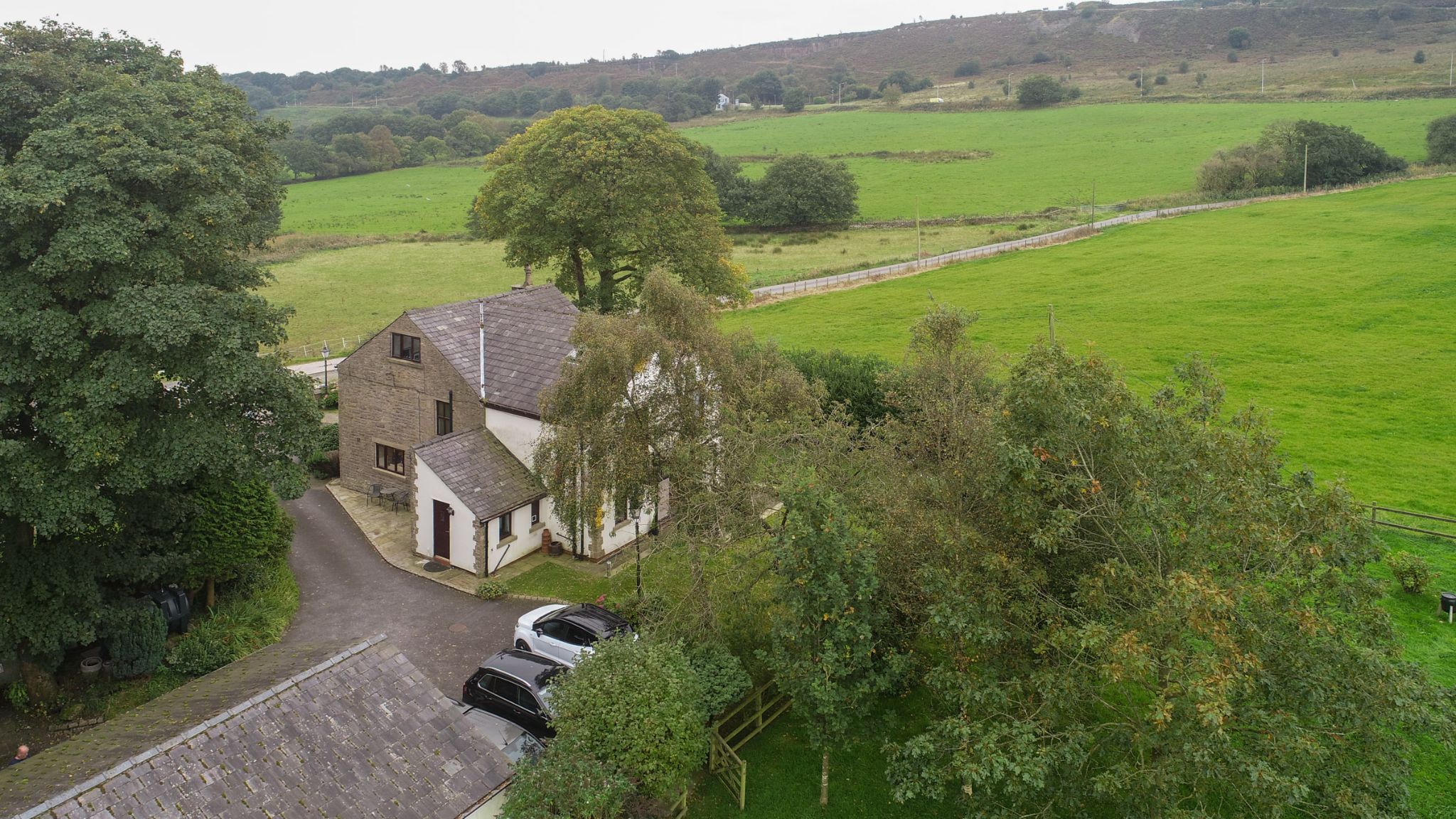 5 bedroom detached house SSTC in Bolton - Photograph 92