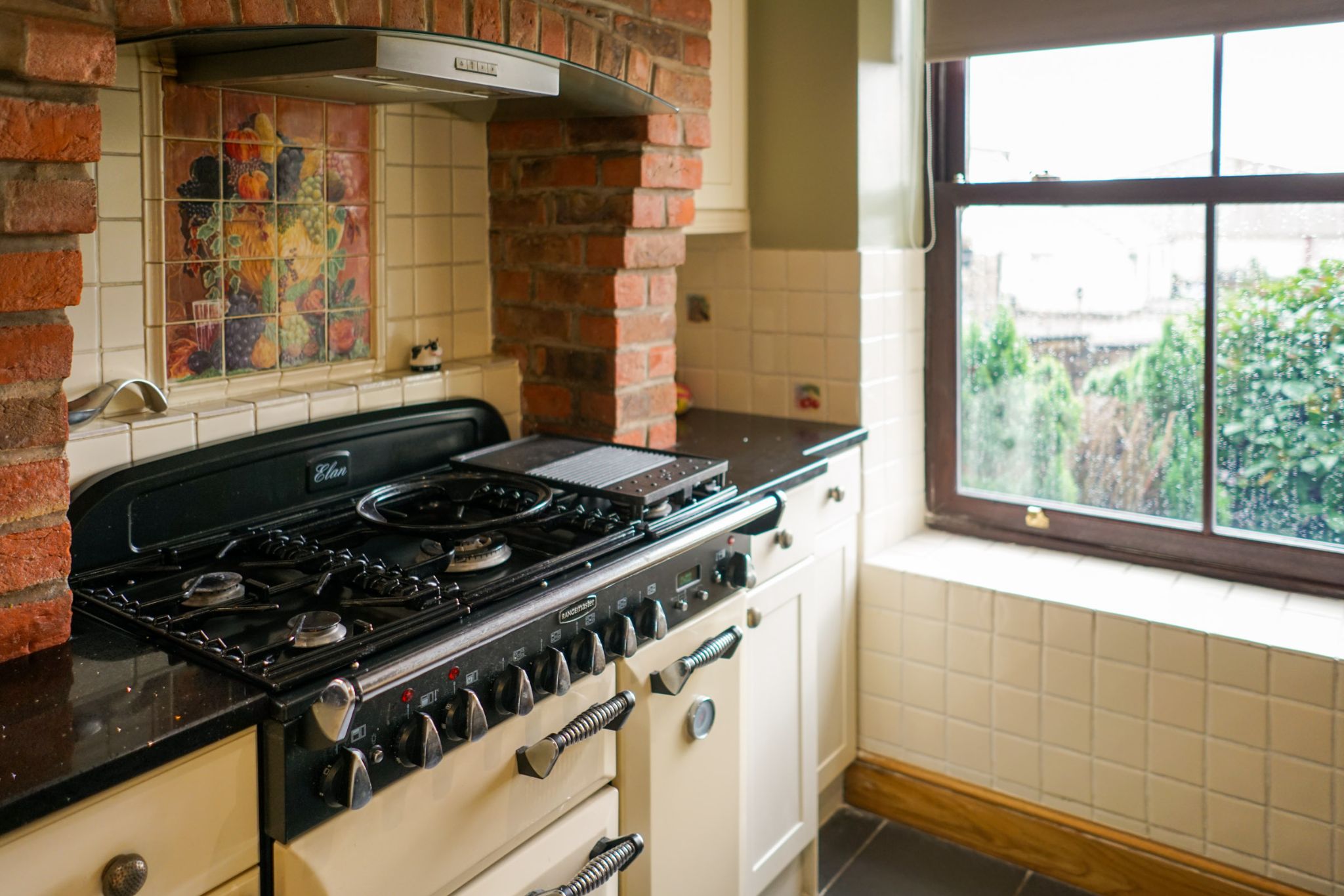 5 bedroom detached house SSTC in Bolton - Photograph 15