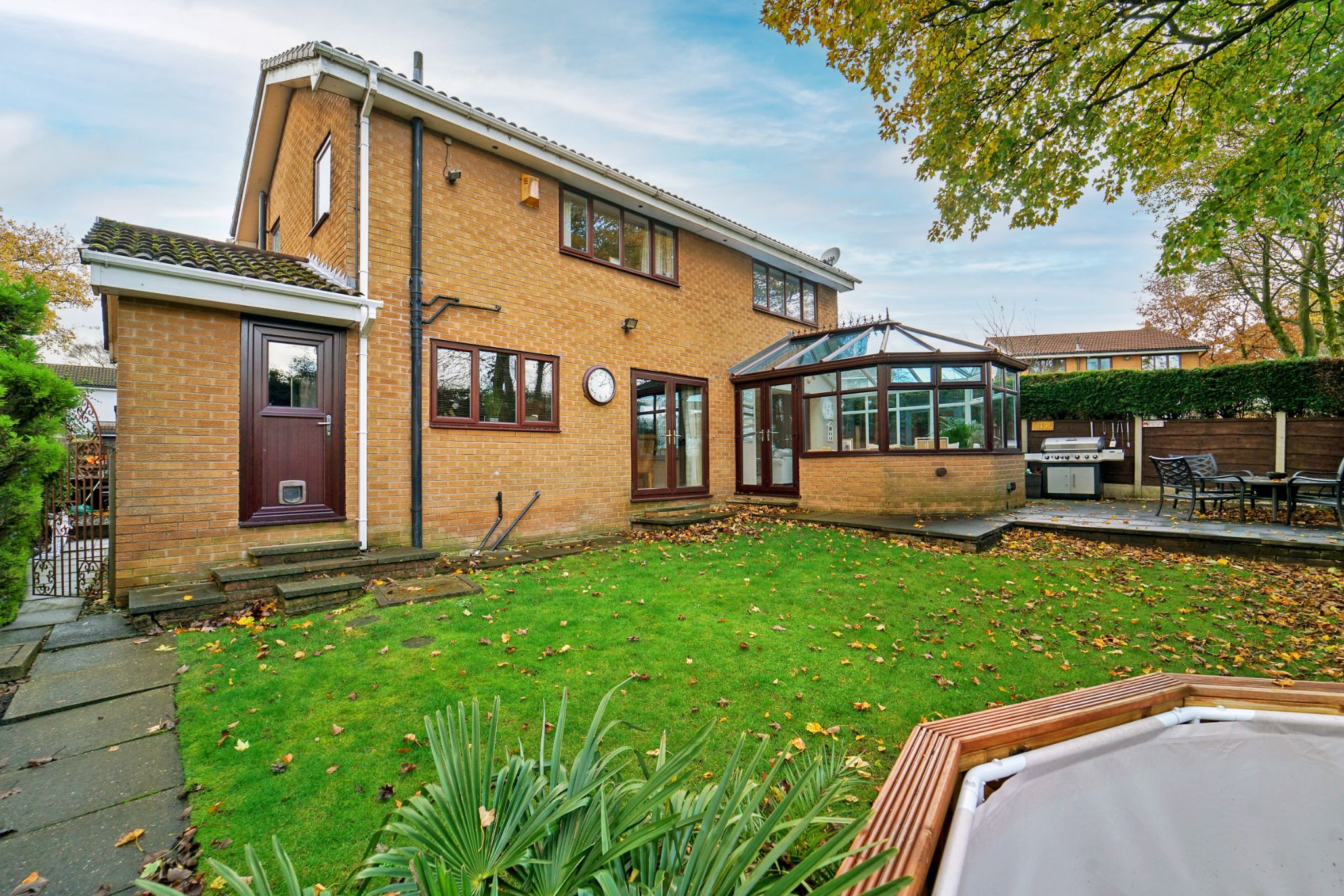 4 bedroom detached house SSTC in Bolton - Photograph 95