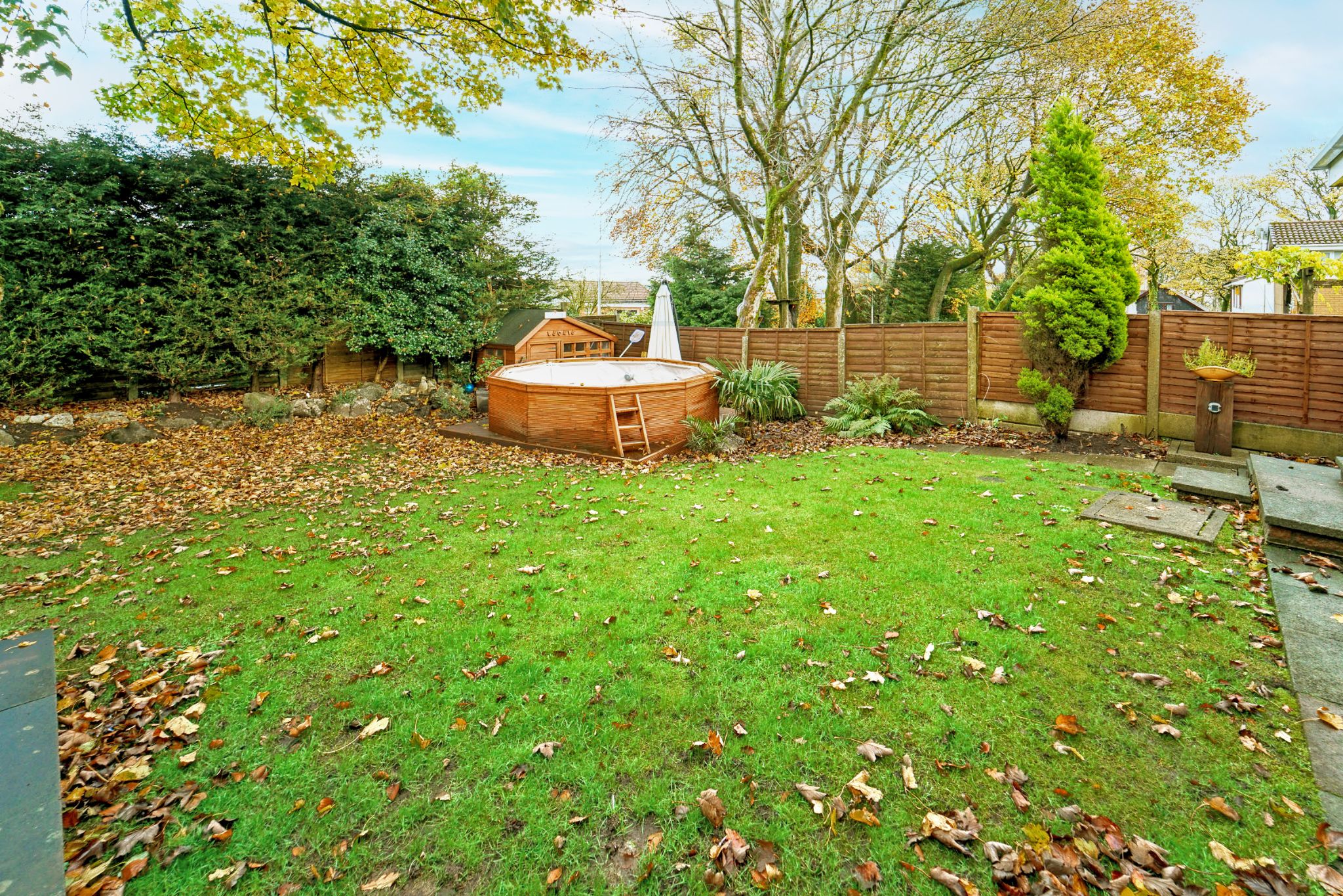 4 bedroom detached house SSTC in Bolton - Photograph 99