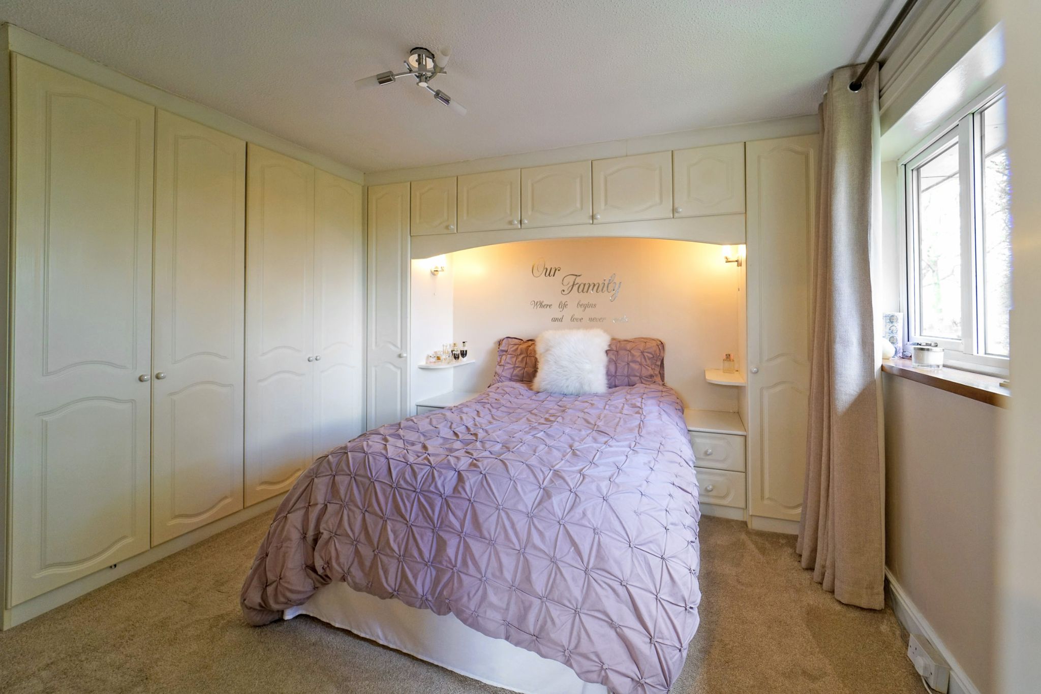 4 bedroom detached house SSTC in Bolton - Photograph 77