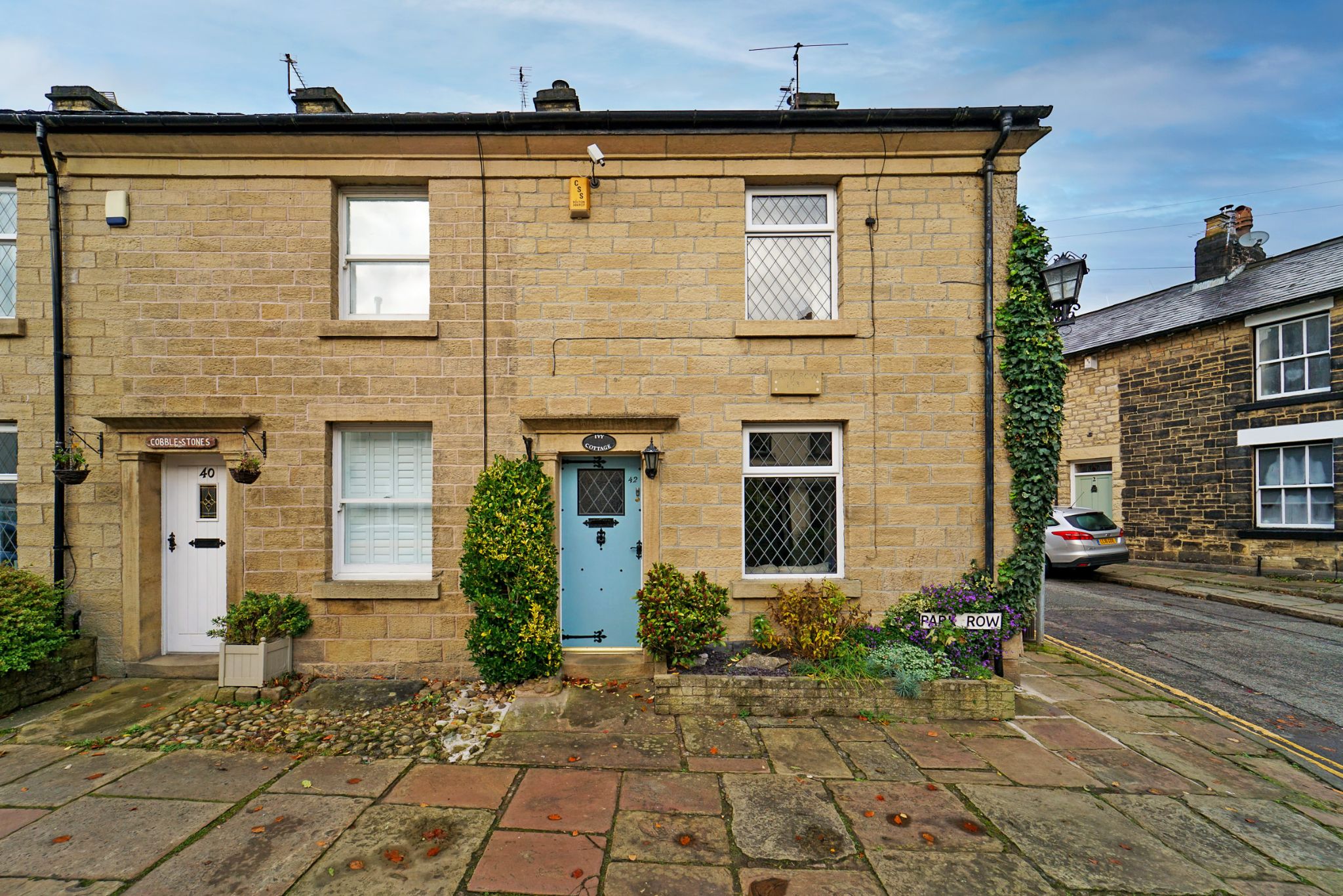 2 bedroom end terraced house Sold in Bolton - Photograph 1
