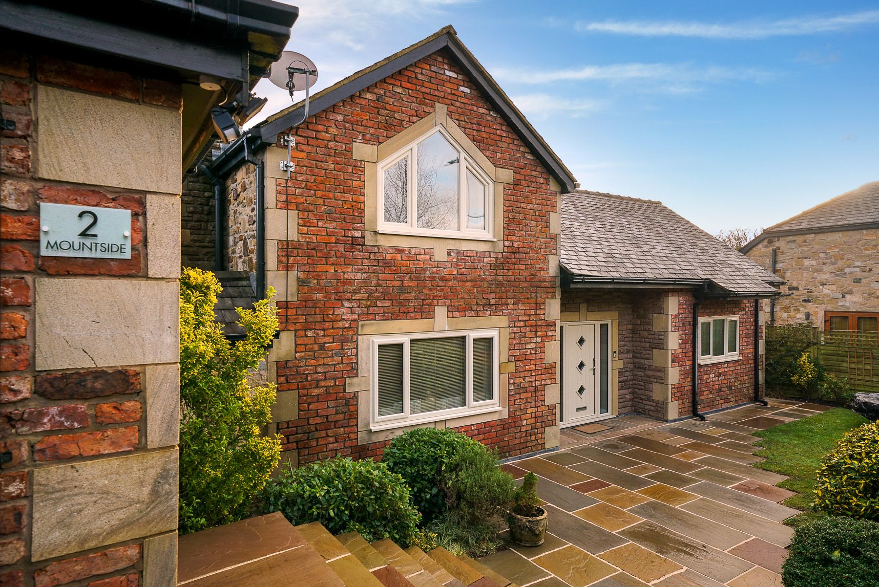 4 bedroom detached house Sale Agreed in Bolton - Photograph 95