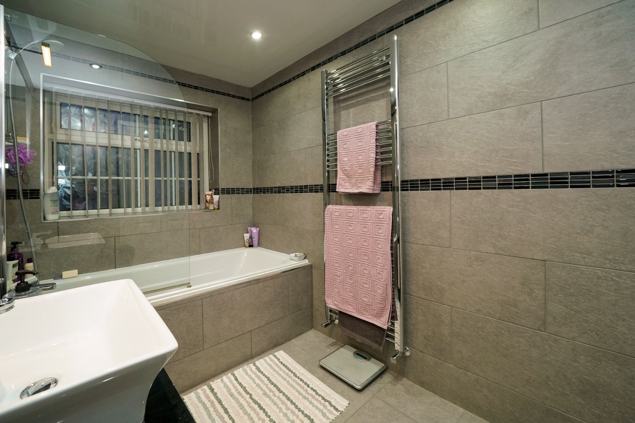 4 bedroom detached house SSTC in Bolton - Photograph 48