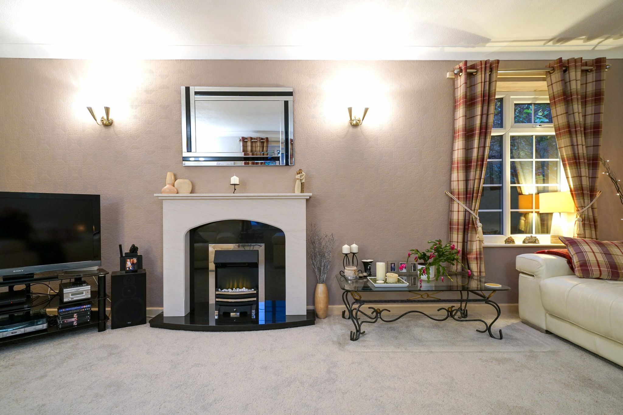 4 bedroom detached house SSTC in Bolton - Photograph 9