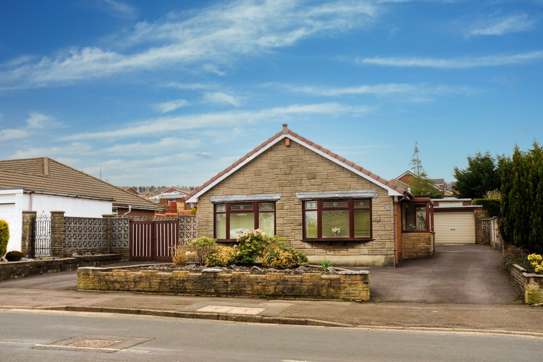 2 bedroom detached bungalow SSTC in Darwen - Photograph 2