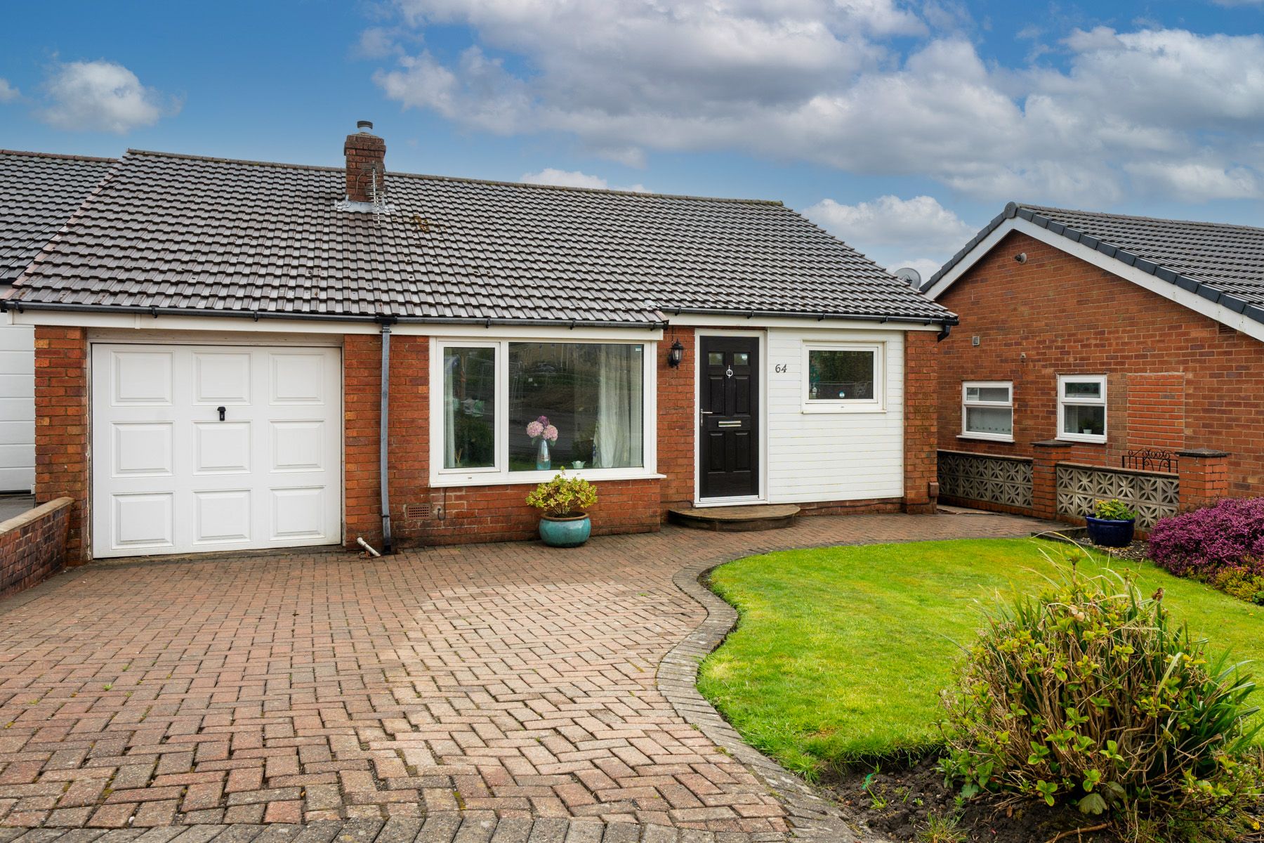 2 bedroom semi-detached bungalow Sale Agreed in Bolton - Photograph 3