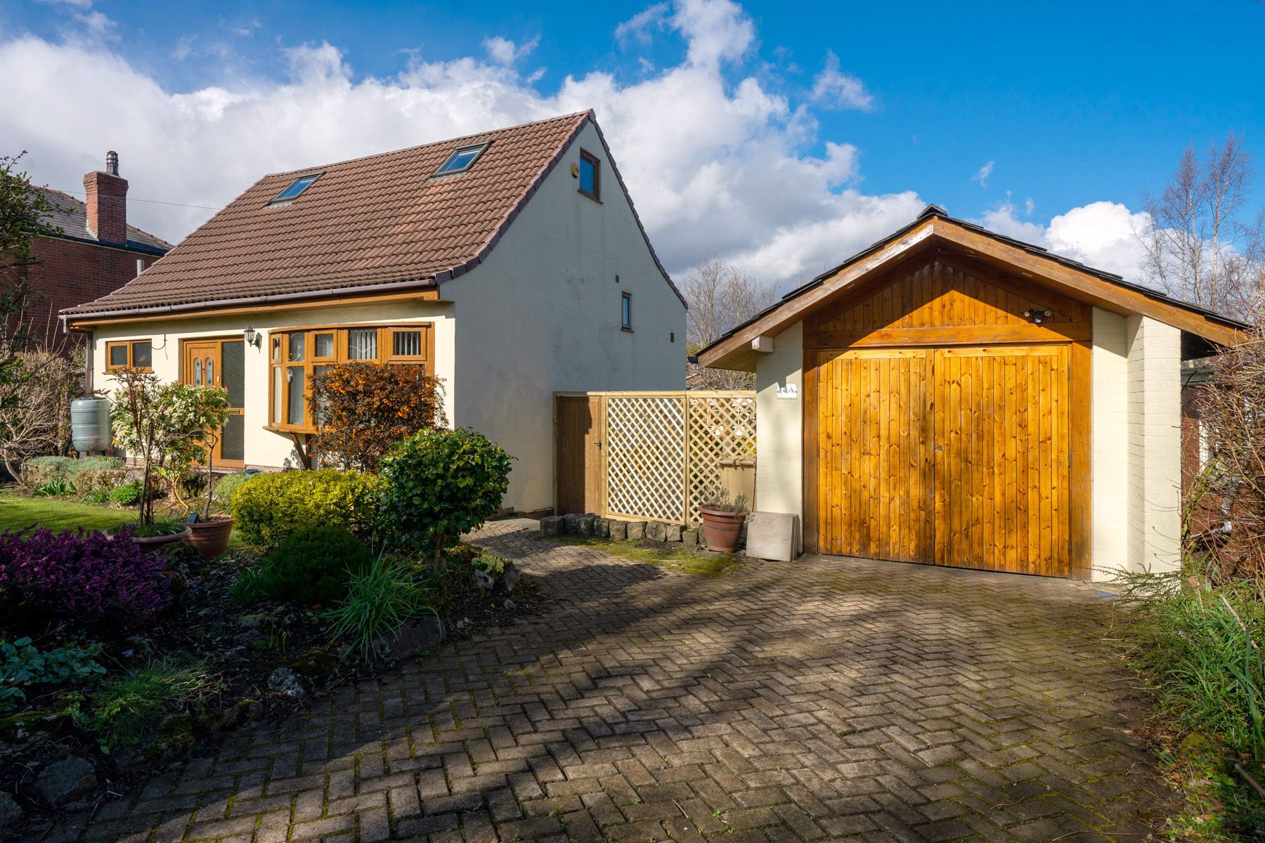3 bedroom detached house For Sale in Bolton - Photograph 4