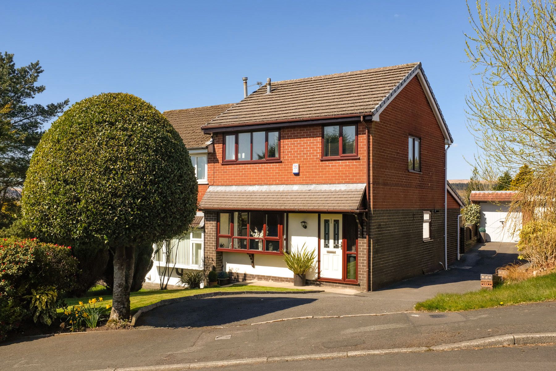 3 bedroom semi-detached house SSTC in Bolton - Photograph 3