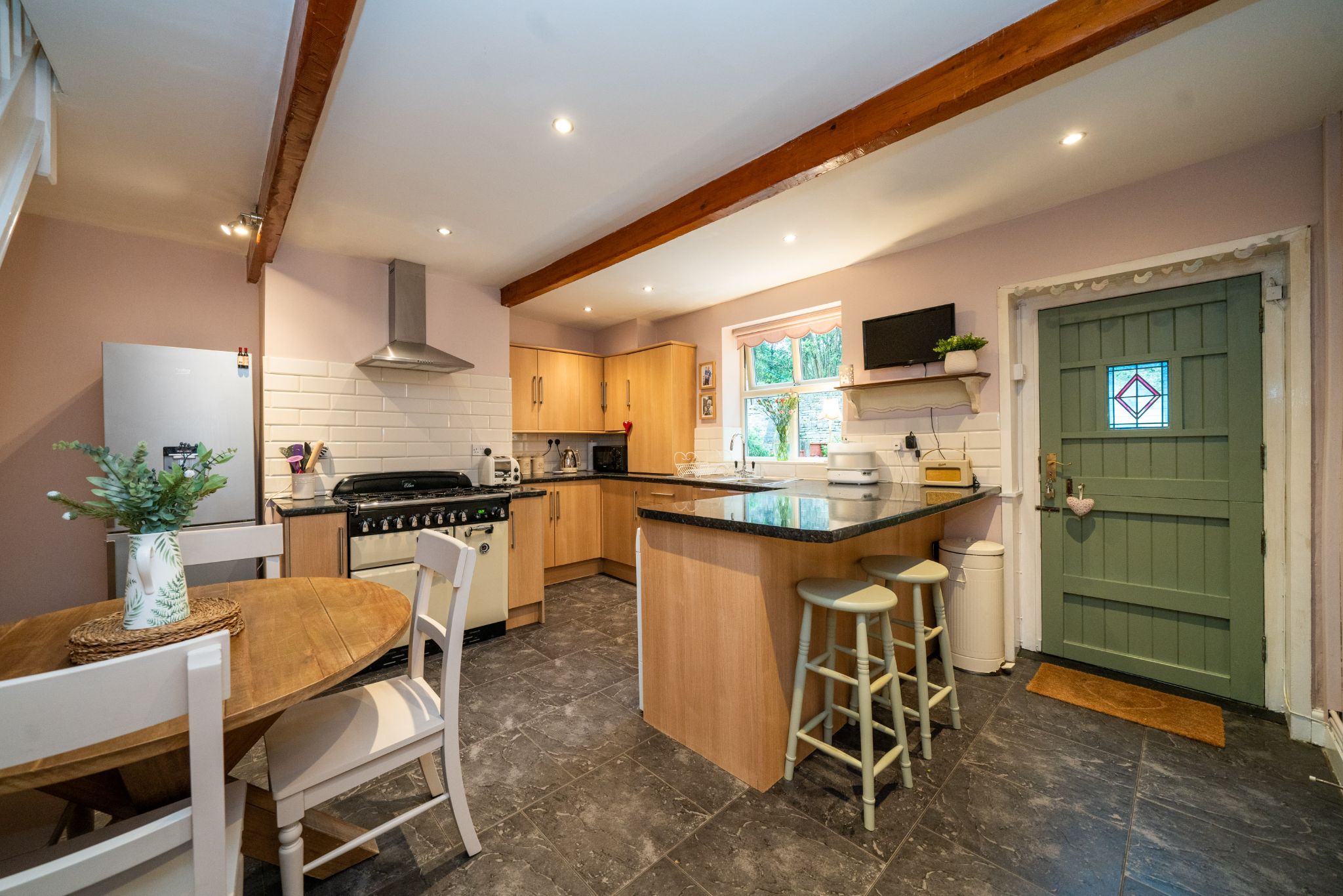 2 bedroom cottage house SSTC in Bolton - Photograph 14