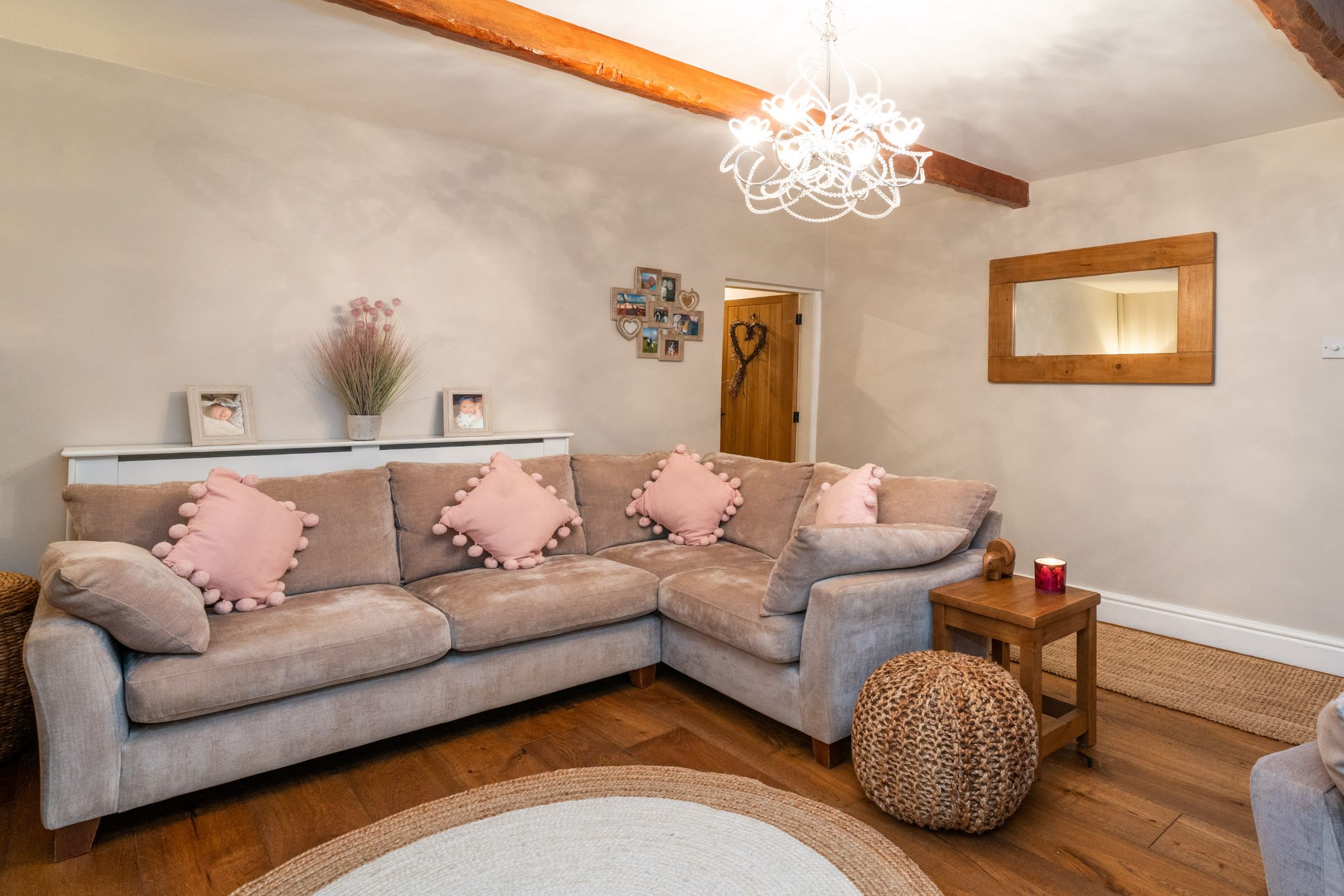 2 bedroom cottage house SSTC in Bolton - Photograph 9