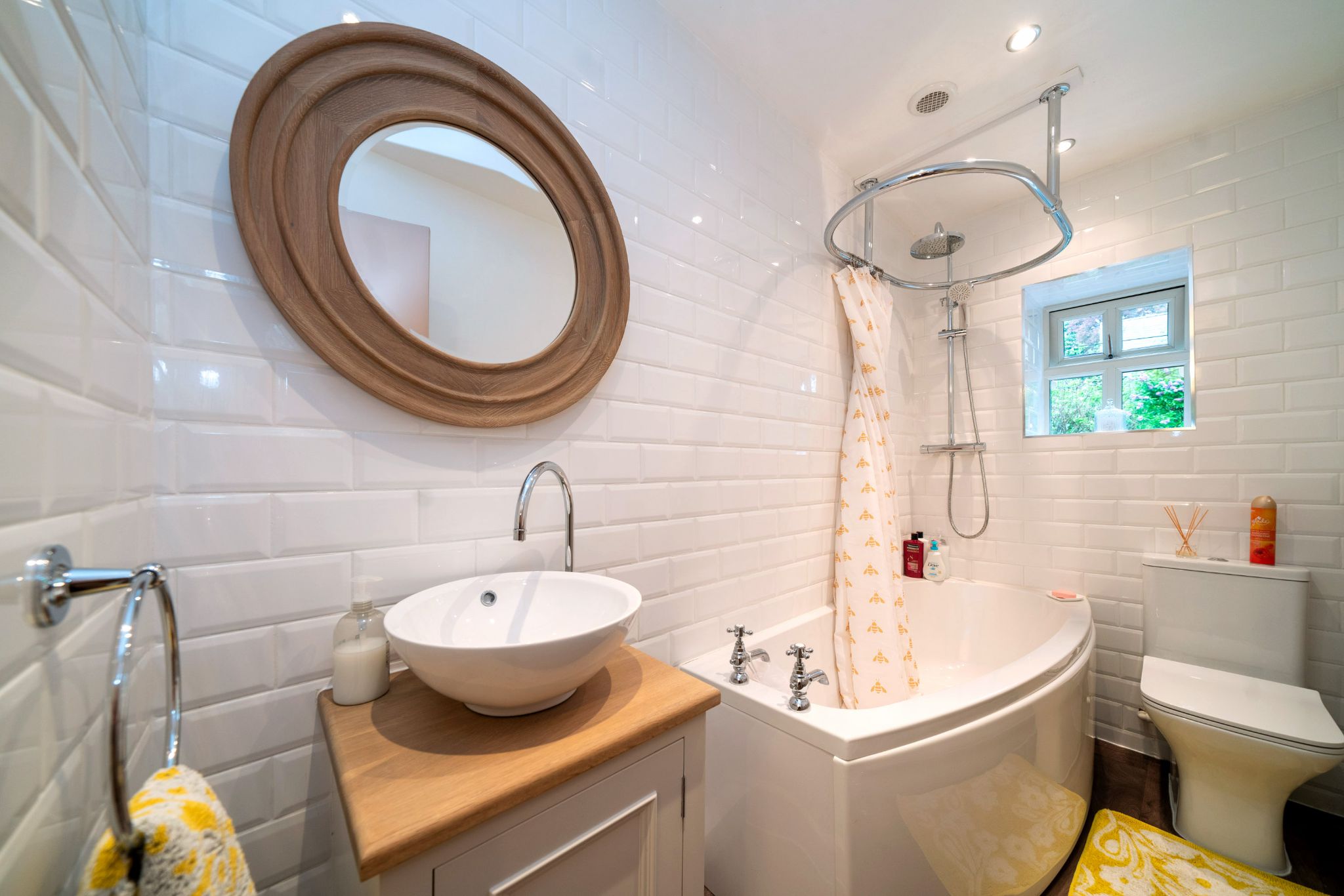2 bedroom cottage house SSTC in Bolton - Photograph 33