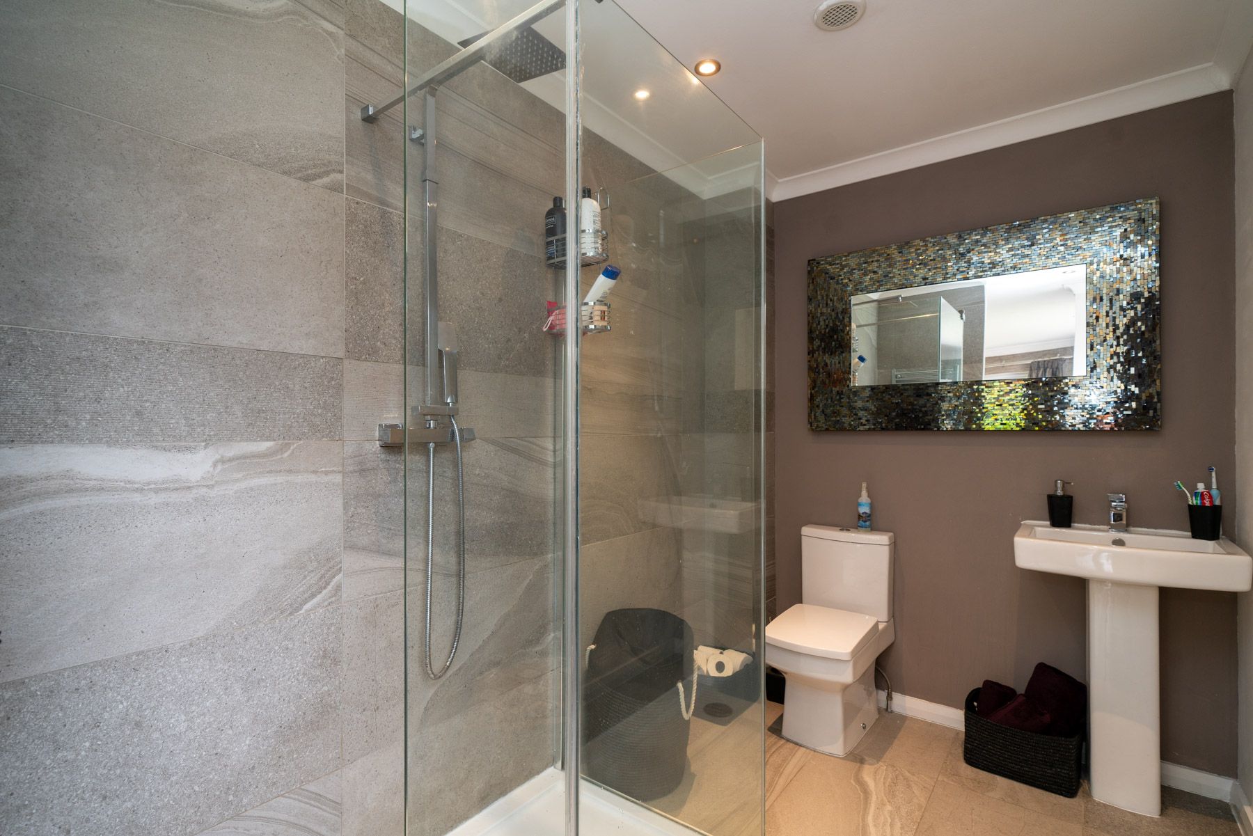 4 bedroom detached house SSTC in Bolton - Photograph 69