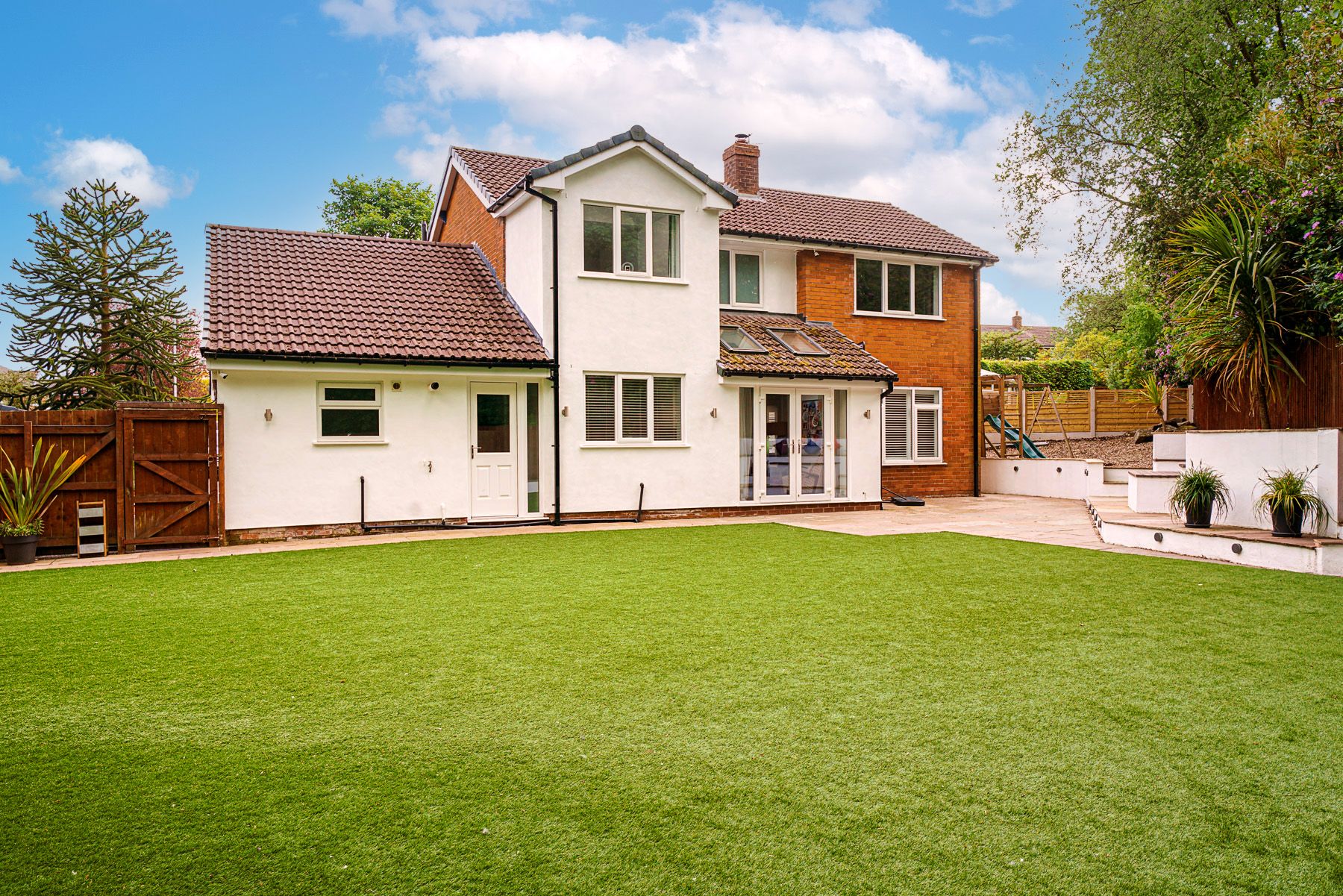 4 bedroom detached house For Sale in Bolton - Photograph 91