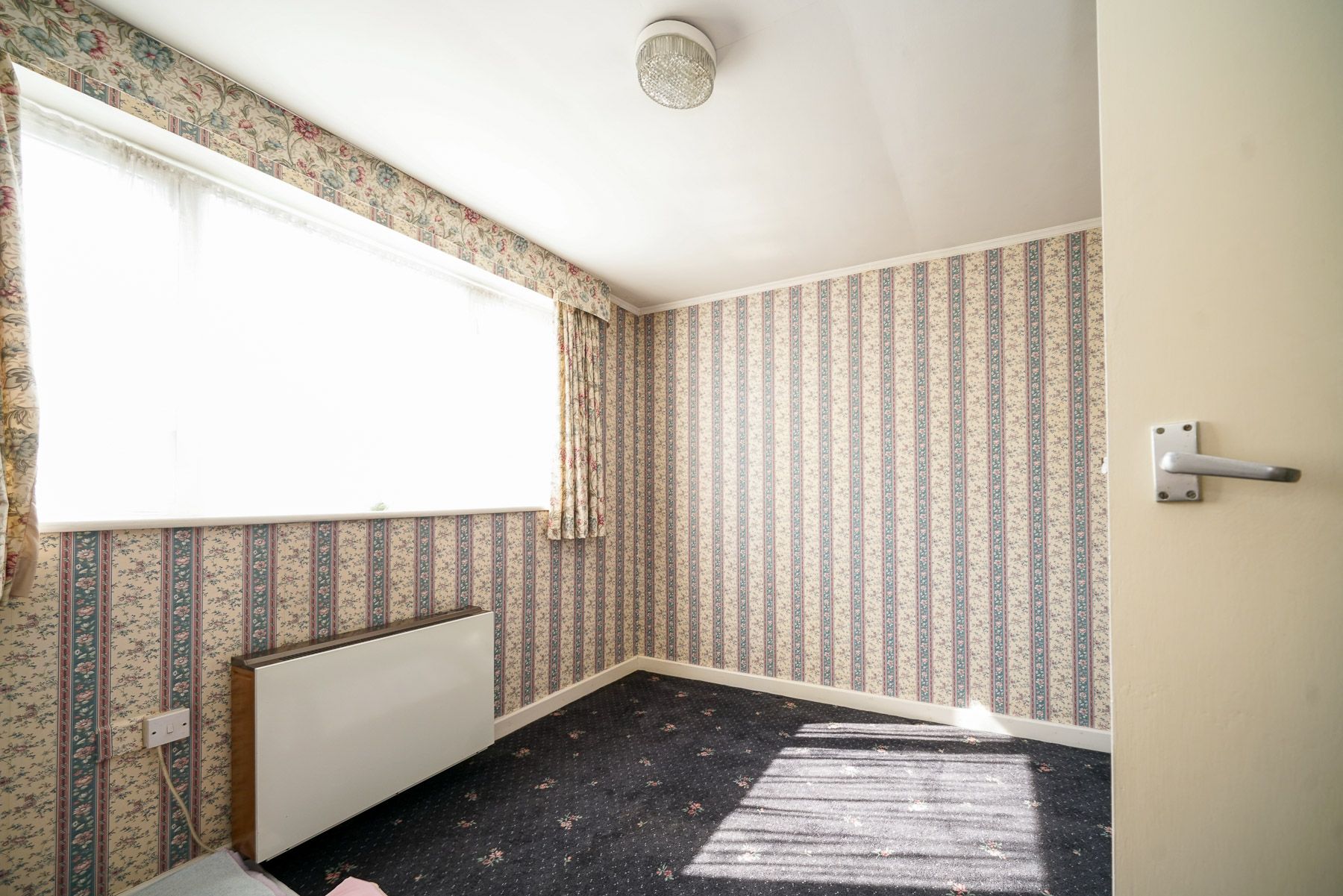 5 bedroom detached house For Sale in Bolton - Photograph 36