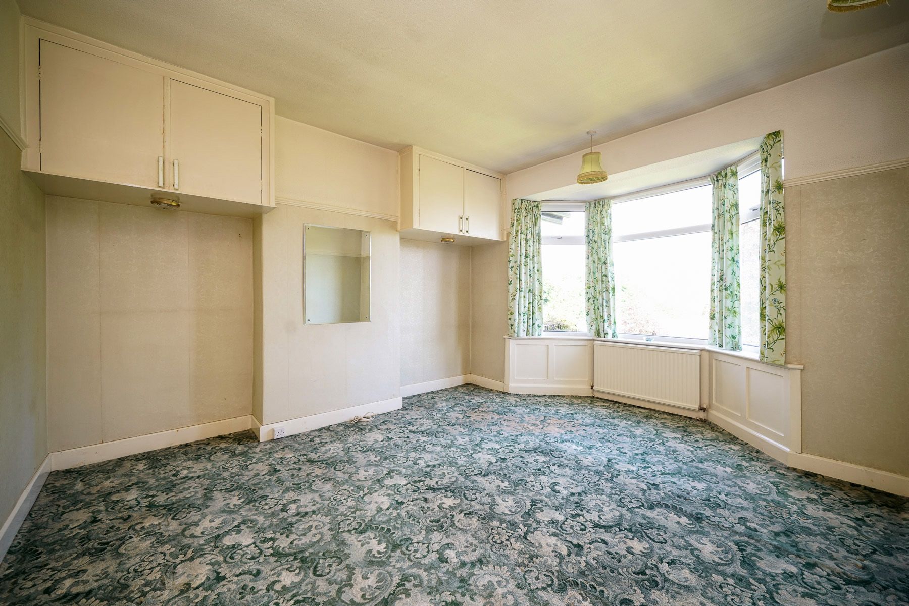 5 bedroom detached house For Sale in Bolton - Photograph 27