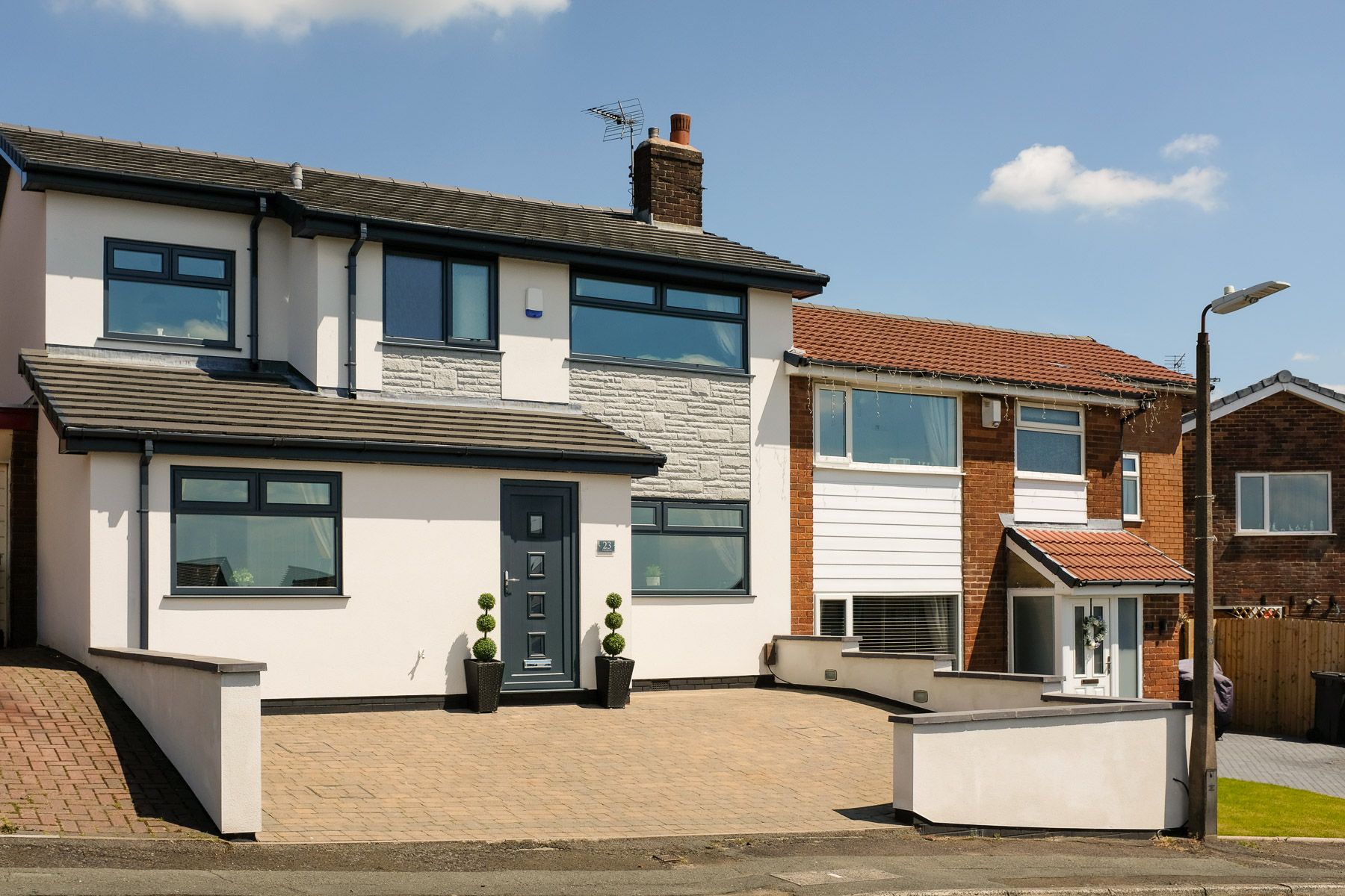 4 bedroom semi-detached house Sale Agreed in Bolton - Photograph 3