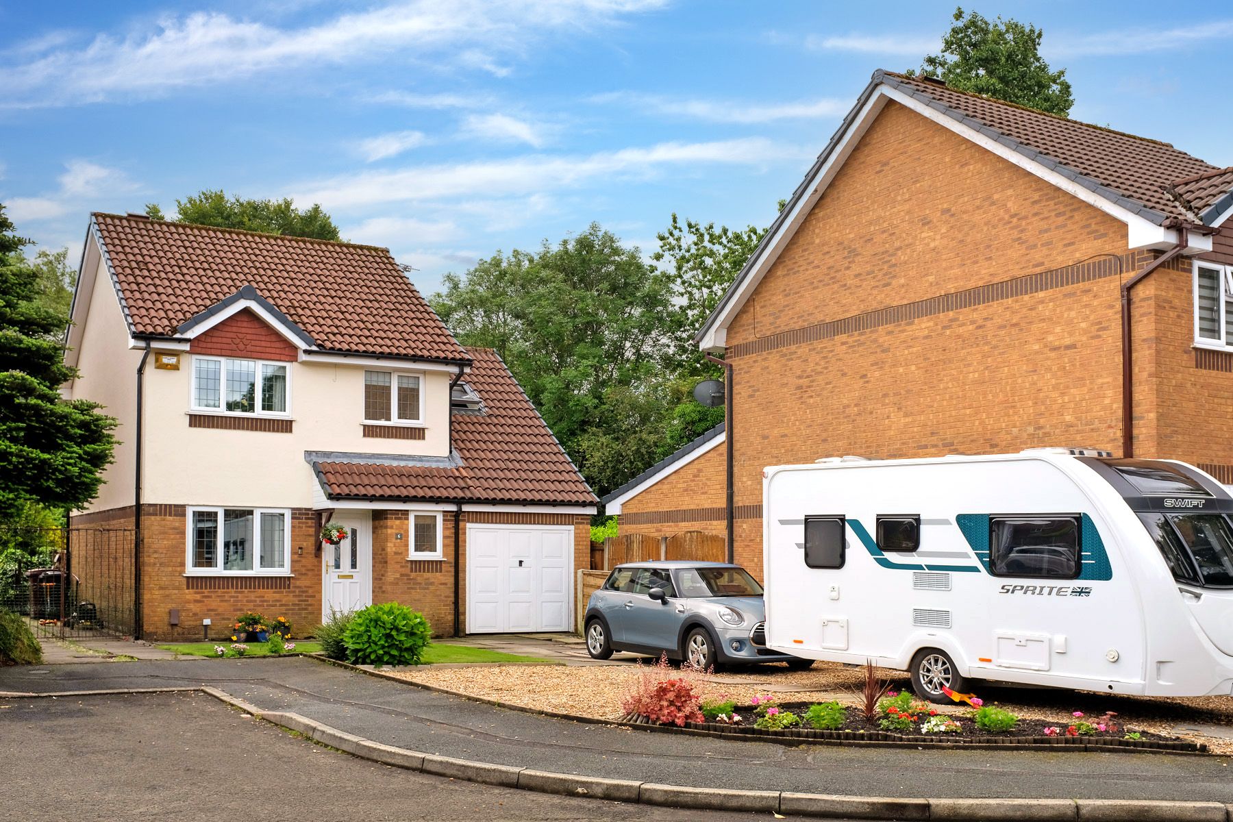 4 bedroom detached house Sale Agreed in Bolton - Photograph 52