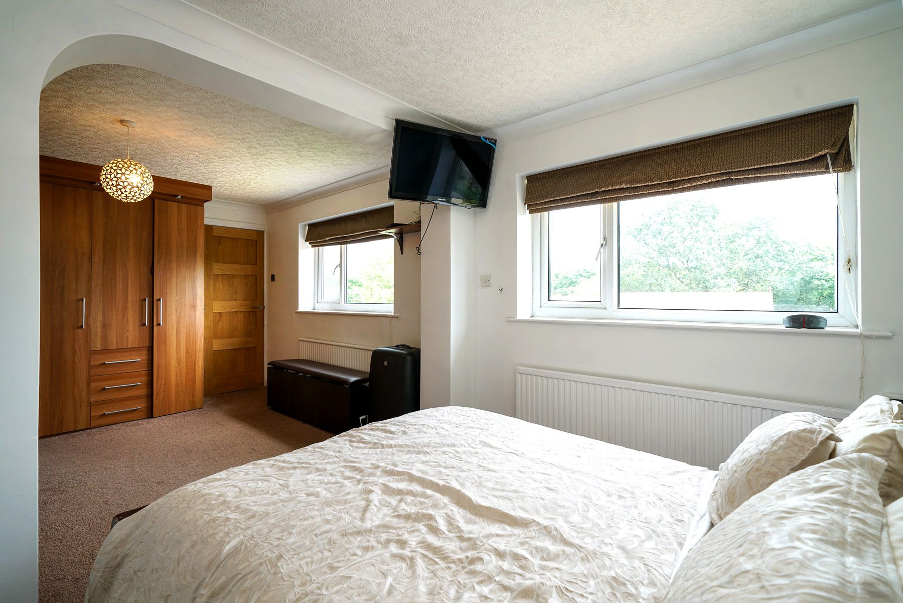 4 bedroom detached house Sale Agreed in Bolton - Photograph 37