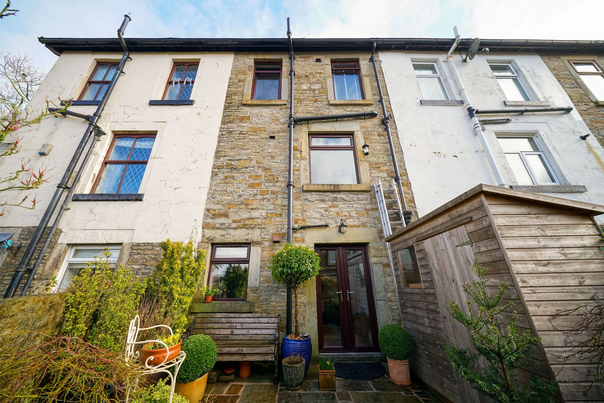 Blackburn Road, Edgworth, Bolon, BL7 2 bedroom mid terraced house