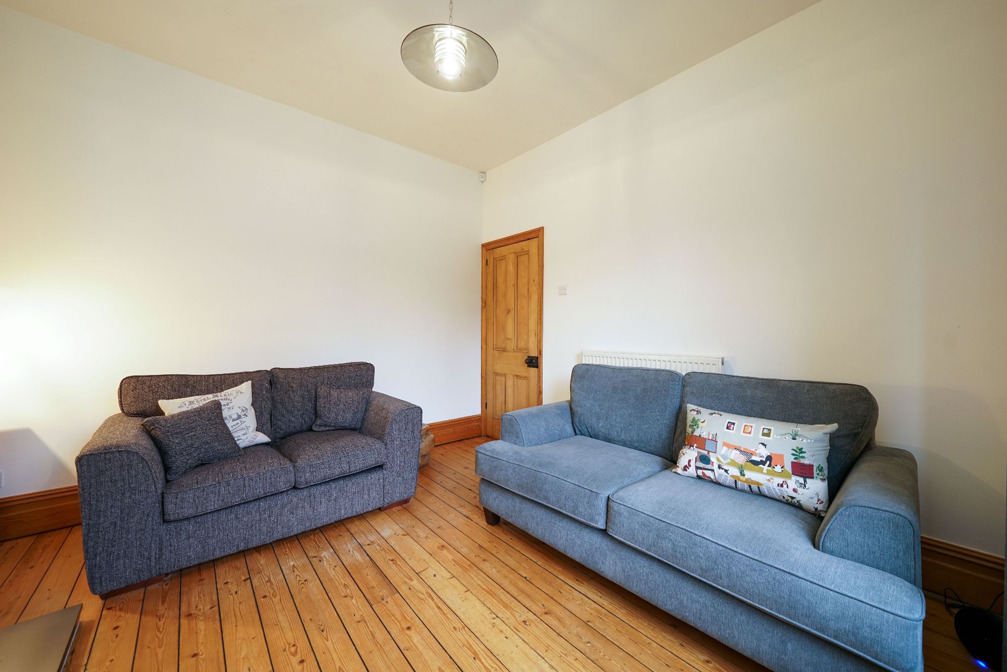 Blackburn Road, Edgworth, Bolon, BL7 2 bedroom mid terraced house