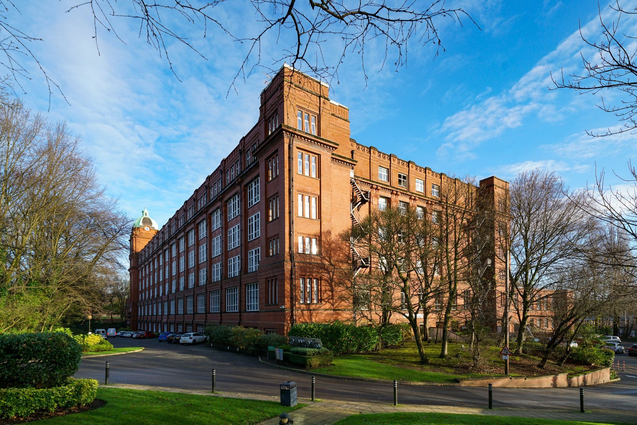 2 bedroom apartment flat/apartment For Sale in Bolton - Photograph 1