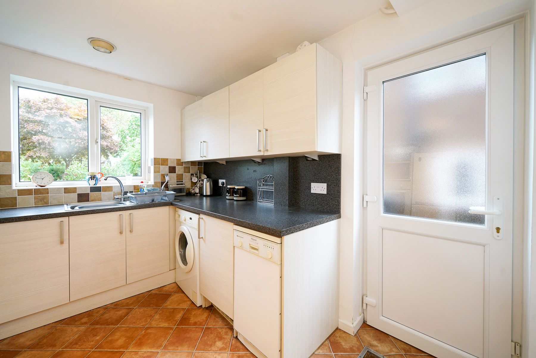 3 bedroom semi-detached house Sale Agreed in Bolton - Photograph 14