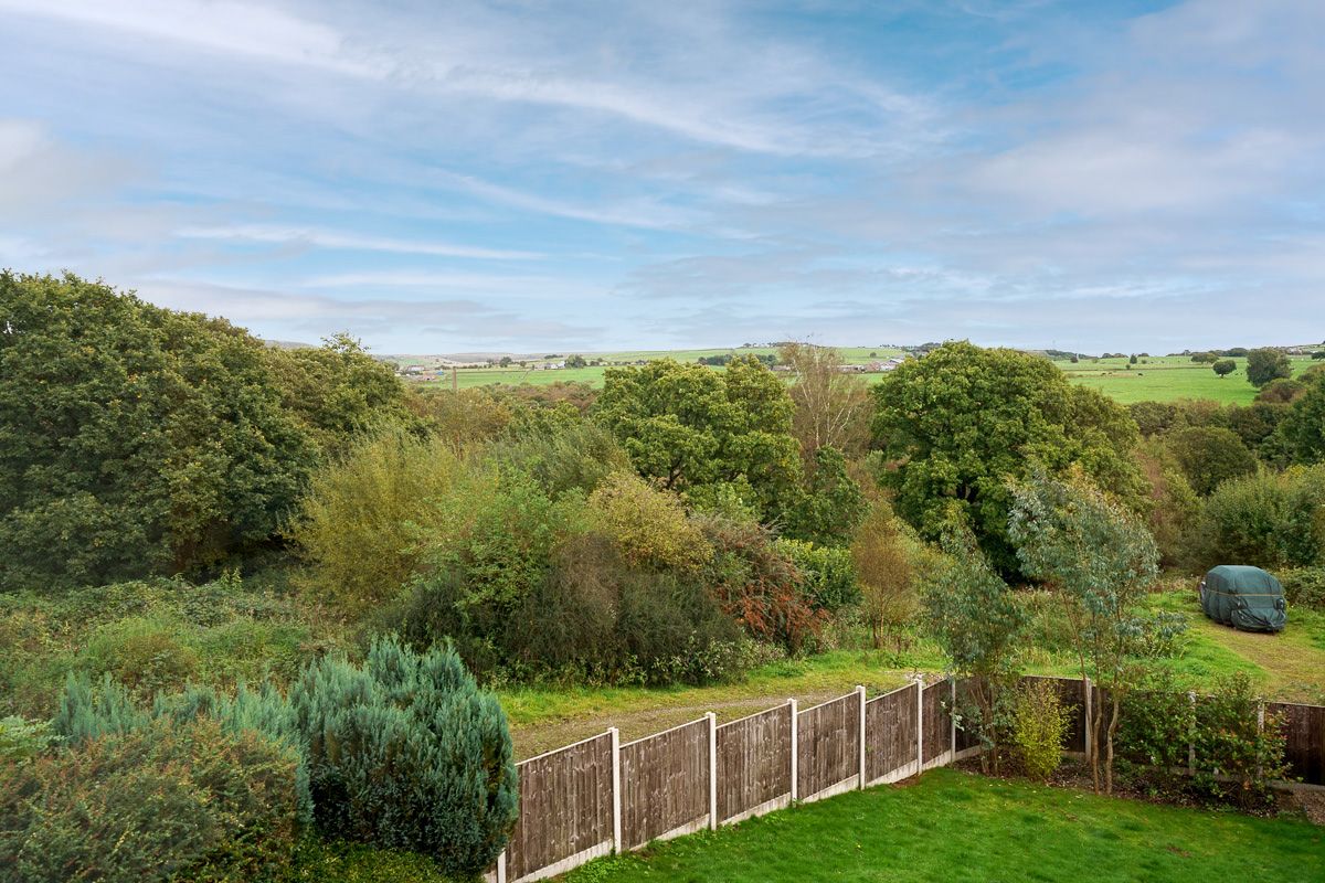 3 bedroom detached house For Sale in Bolton - Photograph 77