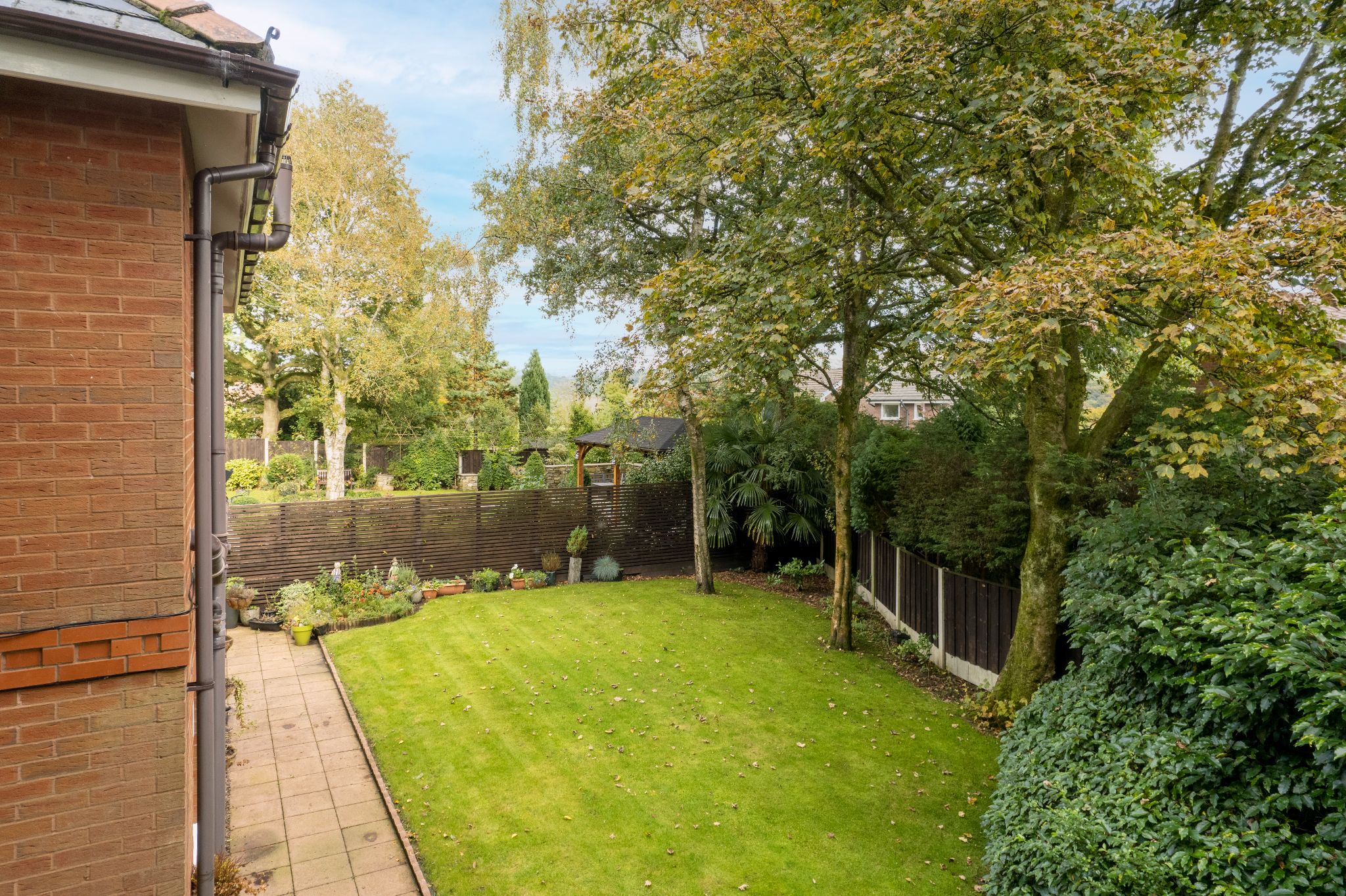 4 bedroom detached house Sale Agreed in Bolton - Photograph 44