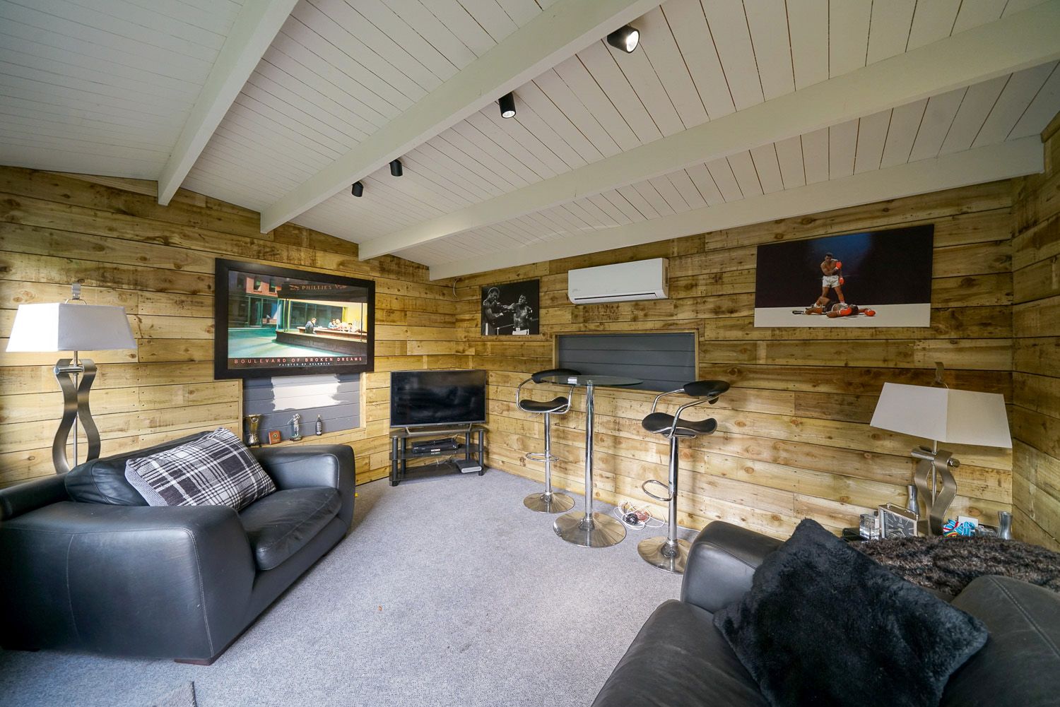 4 bedroom detached house SSTC in Bolton - Photograph 81