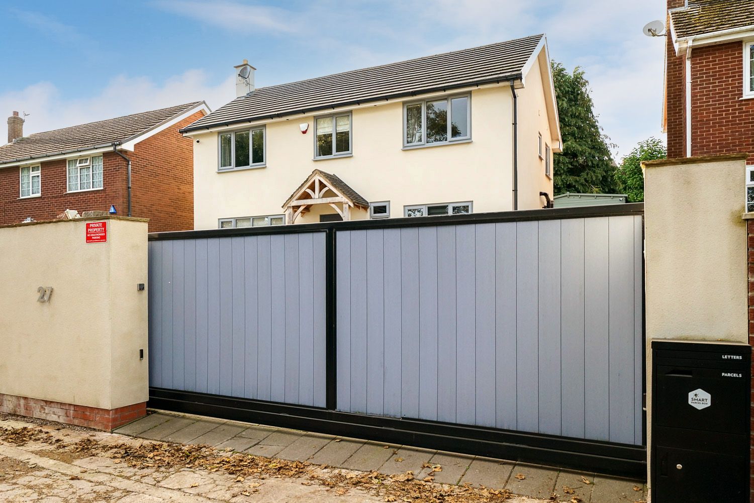 4 bedroom detached house SSTC in Bolton - Photograph 5