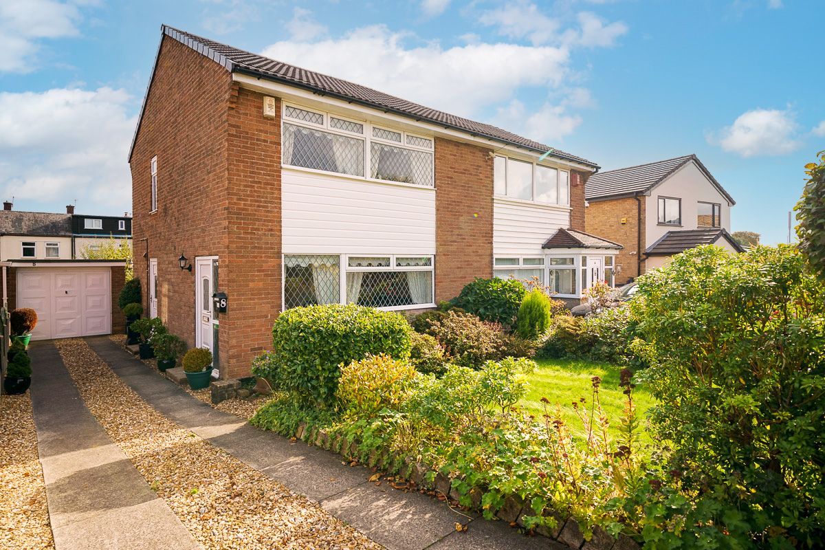 3 bedroom semi-detached house SSTC in Bolton - Photograph 3