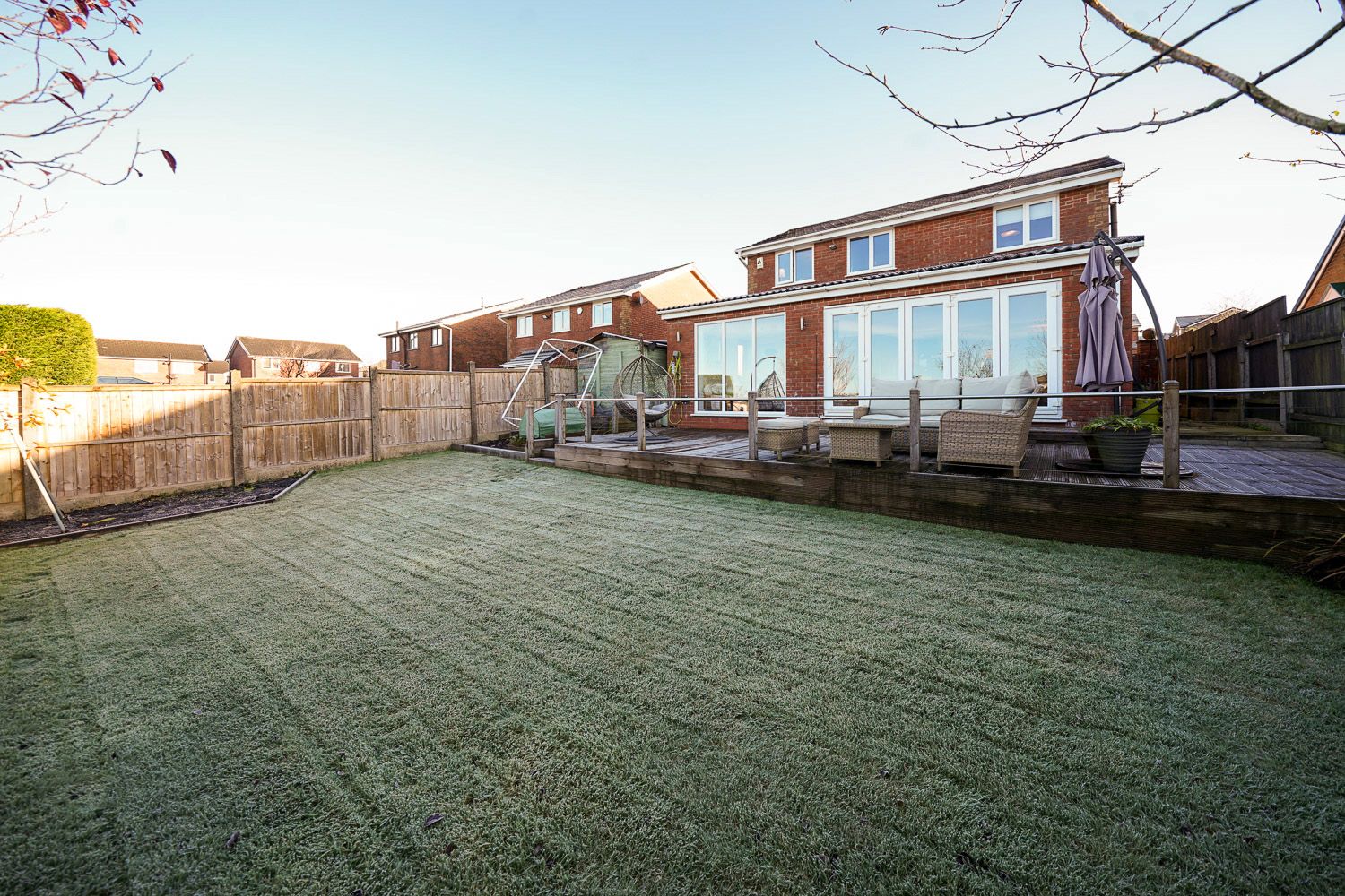 4 bedroom detached house Sale Agreed in Darwen - Photograph 78