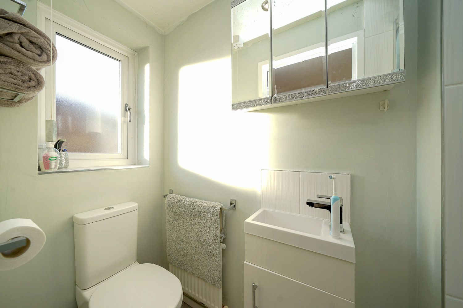 4 bedroom detached house Sale Agreed in Darwen - Photograph 59
