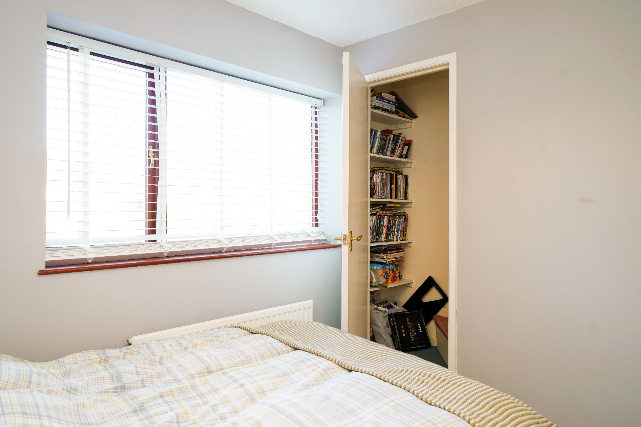 4 bedroom semi-detached house Sale Agreed in Bolton - Photograph 47