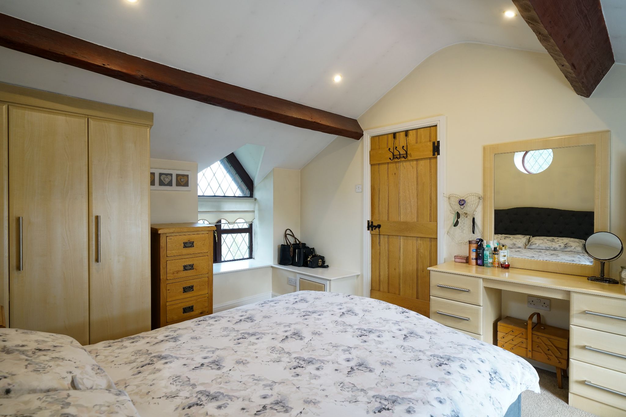 3 bedroom detached house For Sale in Bolton - Photograph 34.