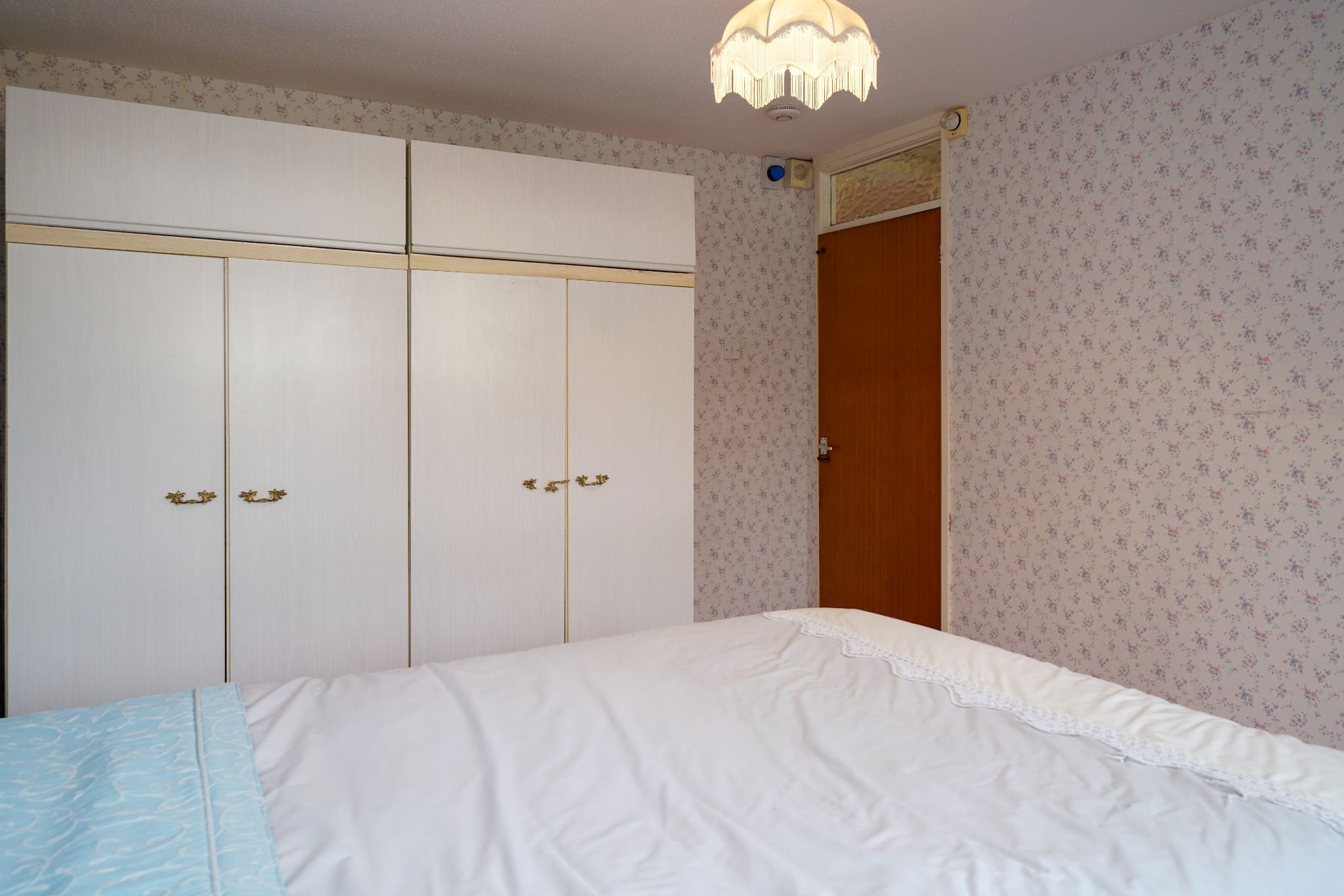 3 bedroom detached bungalow SSTC in Bolton - Photograph 8