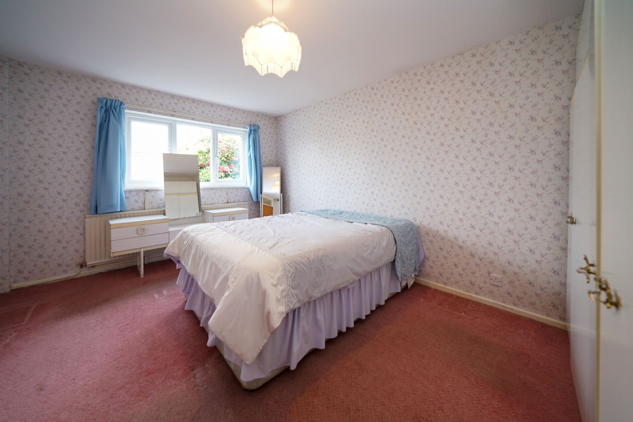 3 bedroom detached bungalow SSTC in Bolton - Photograph 25