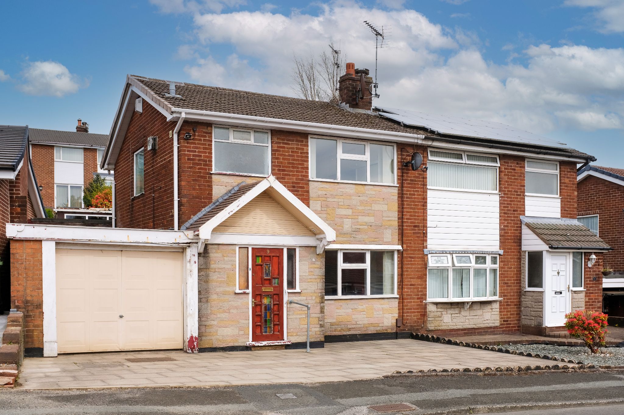 3 bedroom semi-detached house Sale Agreed in Bolton - Photograph 1