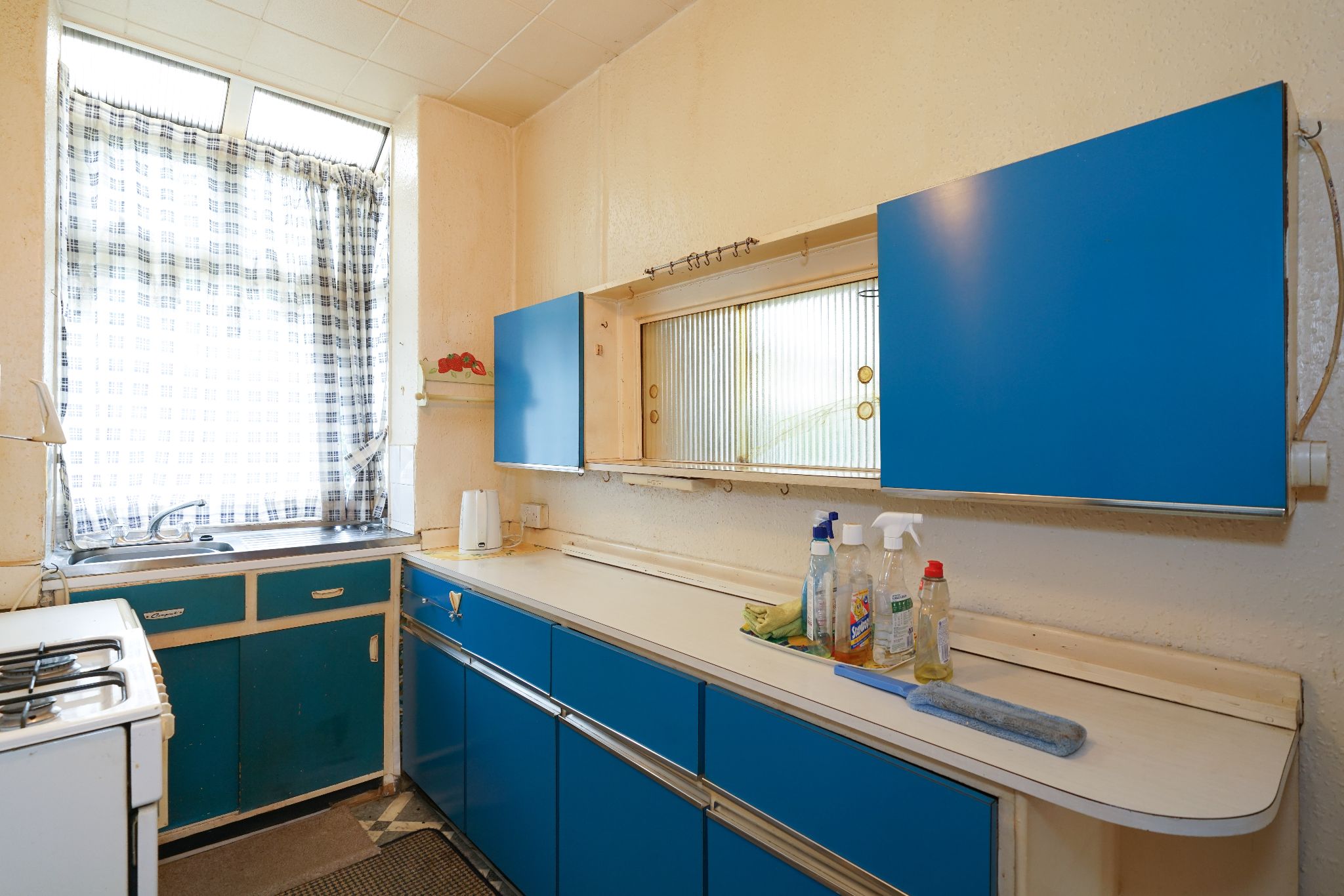 3 bedroom detached house SSTC in Bolton - Photograph 13