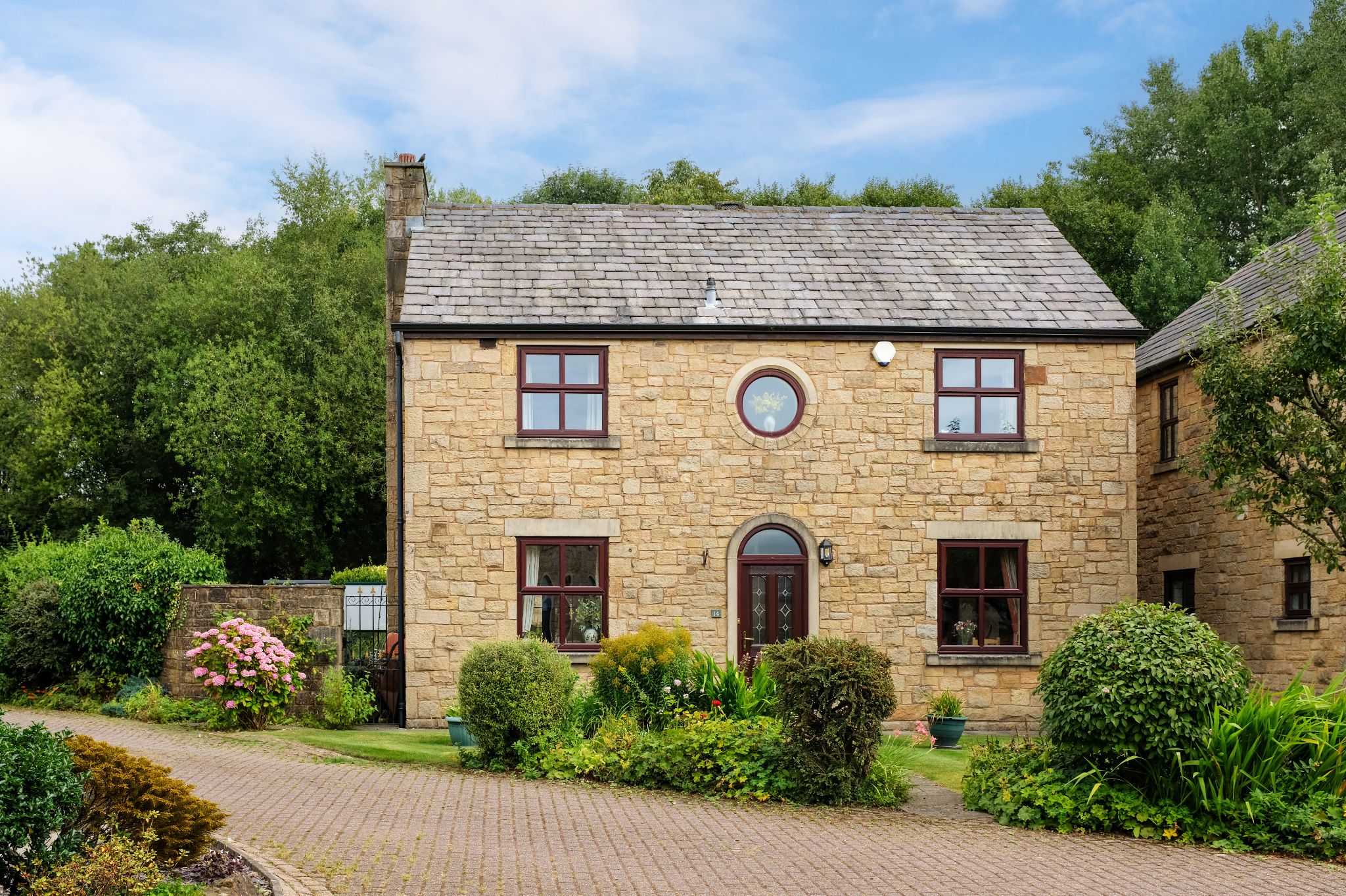 Crofters Walk, Bradshaw, Bolton, BL2 4 bedroom detached house Sale