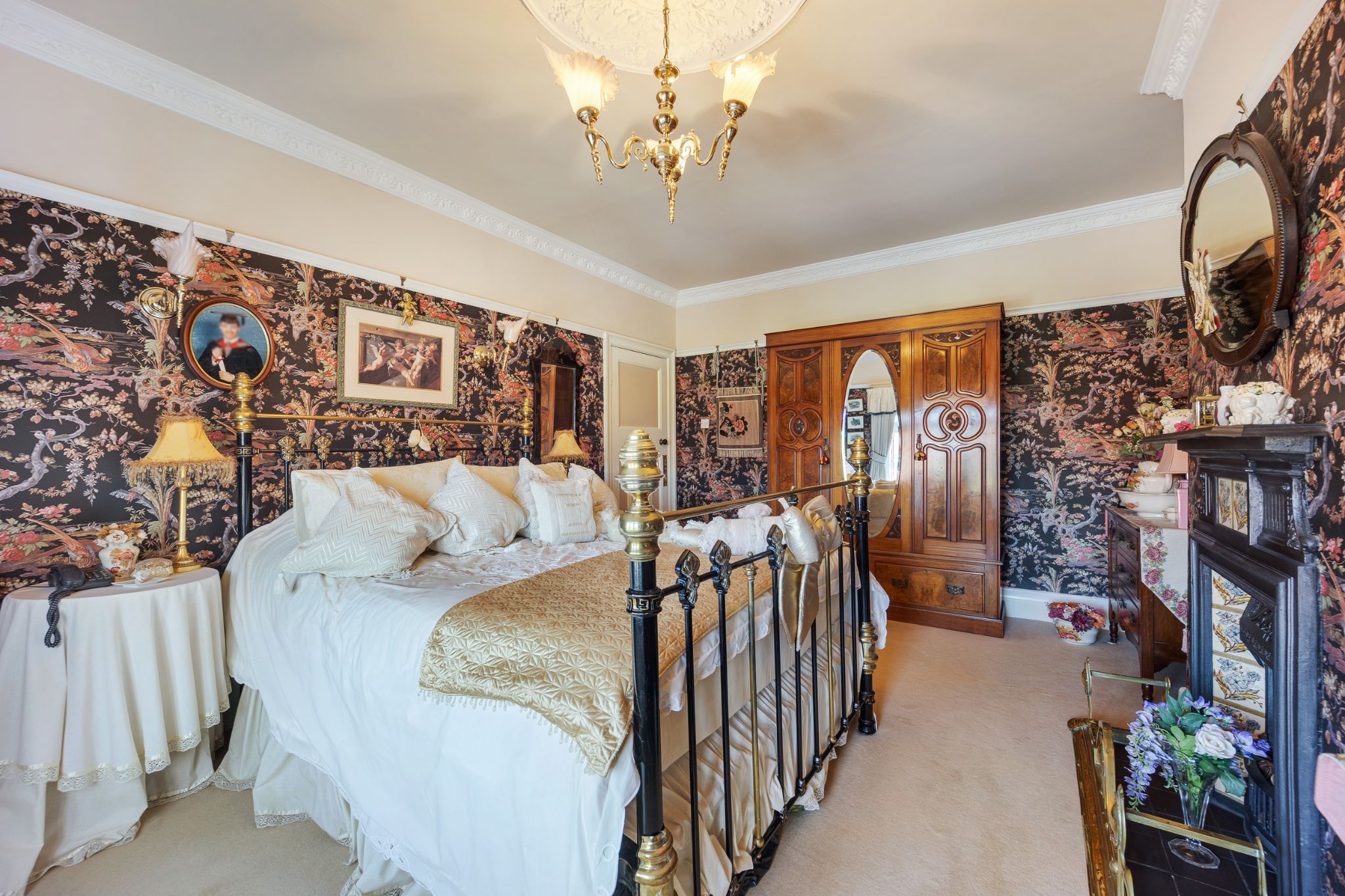 3 bedroom semi-detached house For Sale in Bolton - Photograph 27.